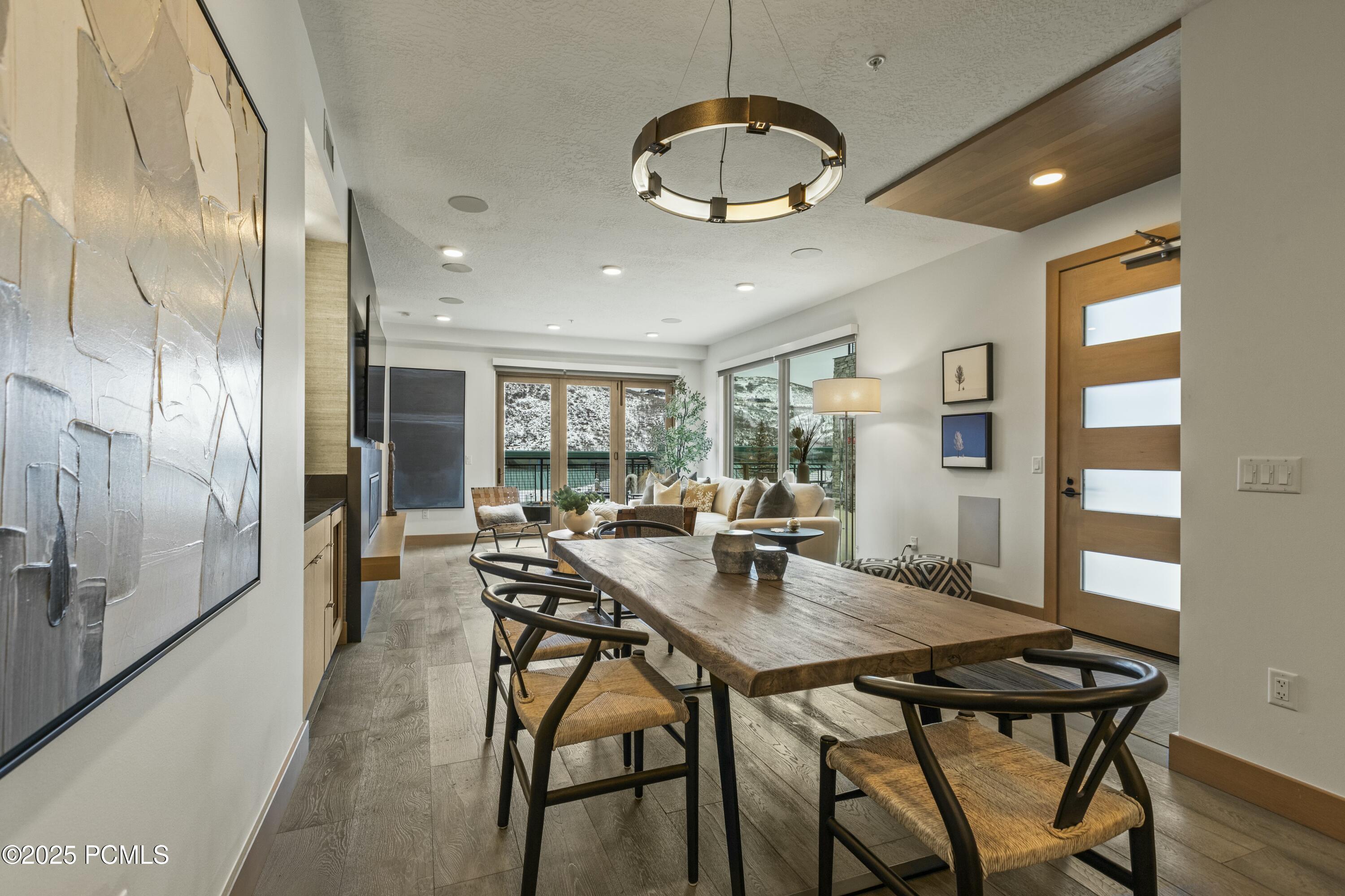 Park City, Utah 84060, United States, 2 Bedrooms Bedrooms, ,3 BathroomsBathrooms,Residential,Active,11534