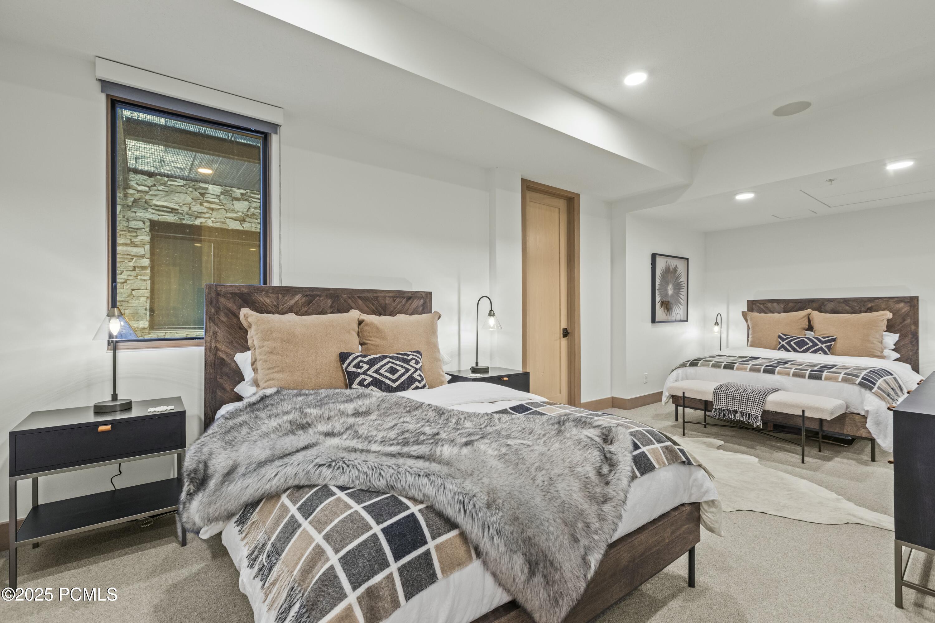 Park City, Utah 84060, United States, 2 Bedrooms Bedrooms, ,3 BathroomsBathrooms,Residential,Active,11534