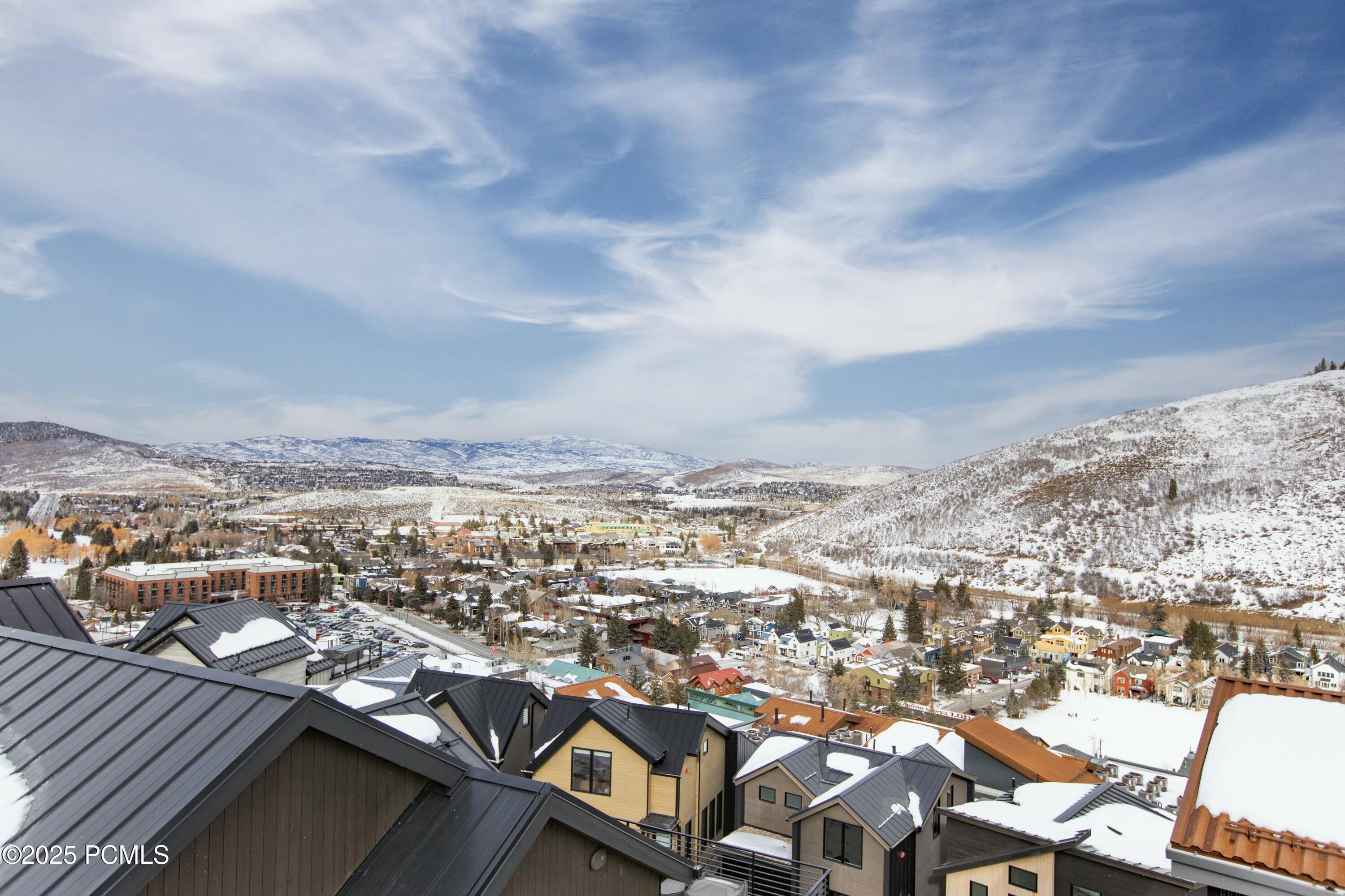 Park City, Utah 84060, United States, 2 Bedrooms Bedrooms, ,3 BathroomsBathrooms,Residential,Active,11534