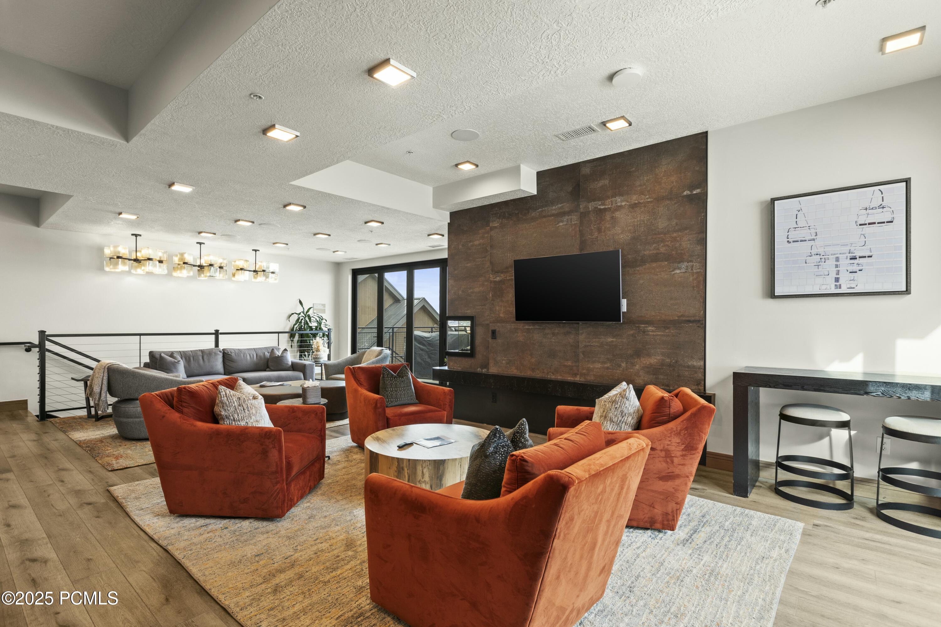 Park City, Utah 84060, United States, 2 Bedrooms Bedrooms, ,3 BathroomsBathrooms,Residential,Active,11534