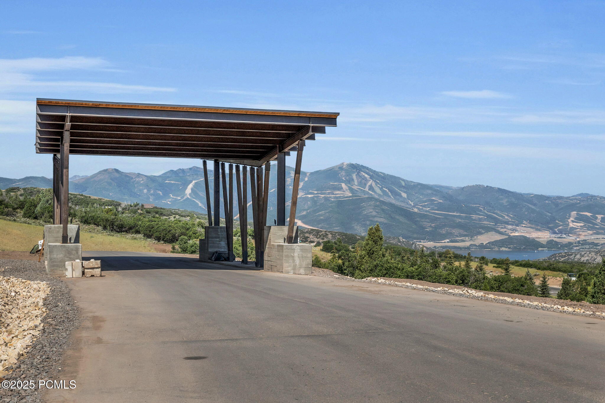 4048 E Islay Drive, Kamas, Utah image 1