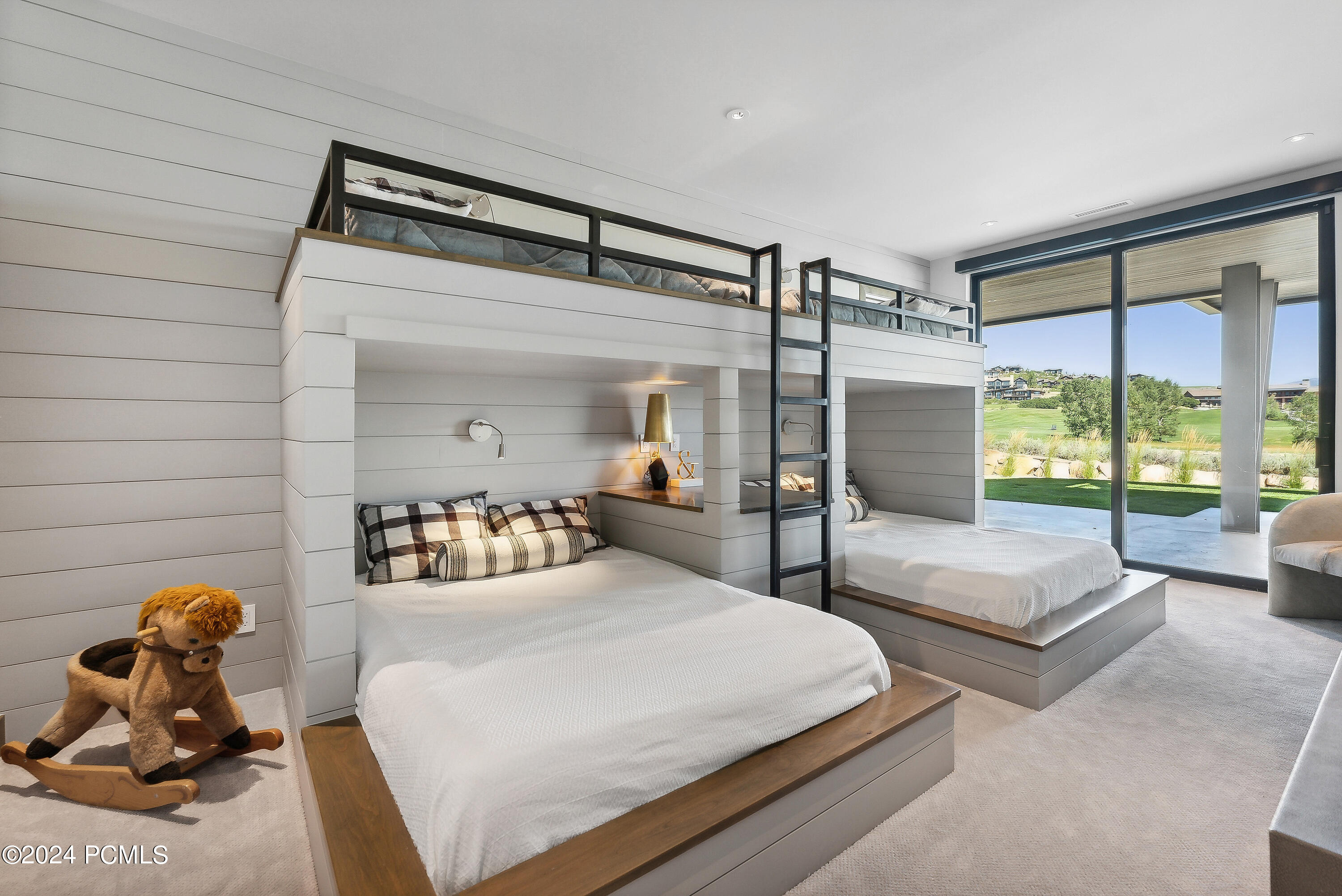 Kamas, Utah 84036, United States, 5 Bedrooms Bedrooms, ,7 BathroomsBathrooms,Residential,Pending,45628