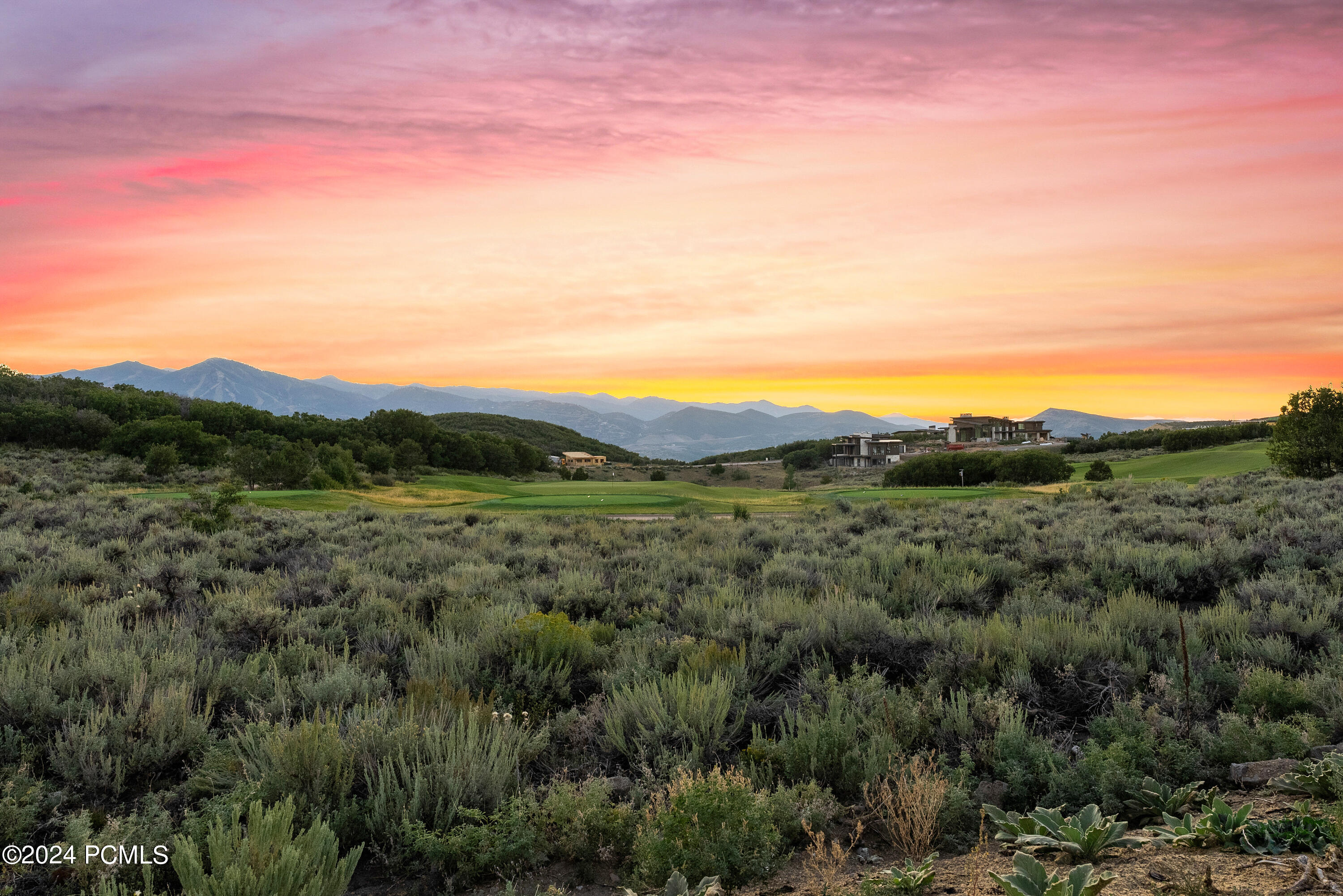 Kamas, Utah 84036, United States, 5 Bedrooms Bedrooms, ,7 BathroomsBathrooms,Residential,Pending,45628
