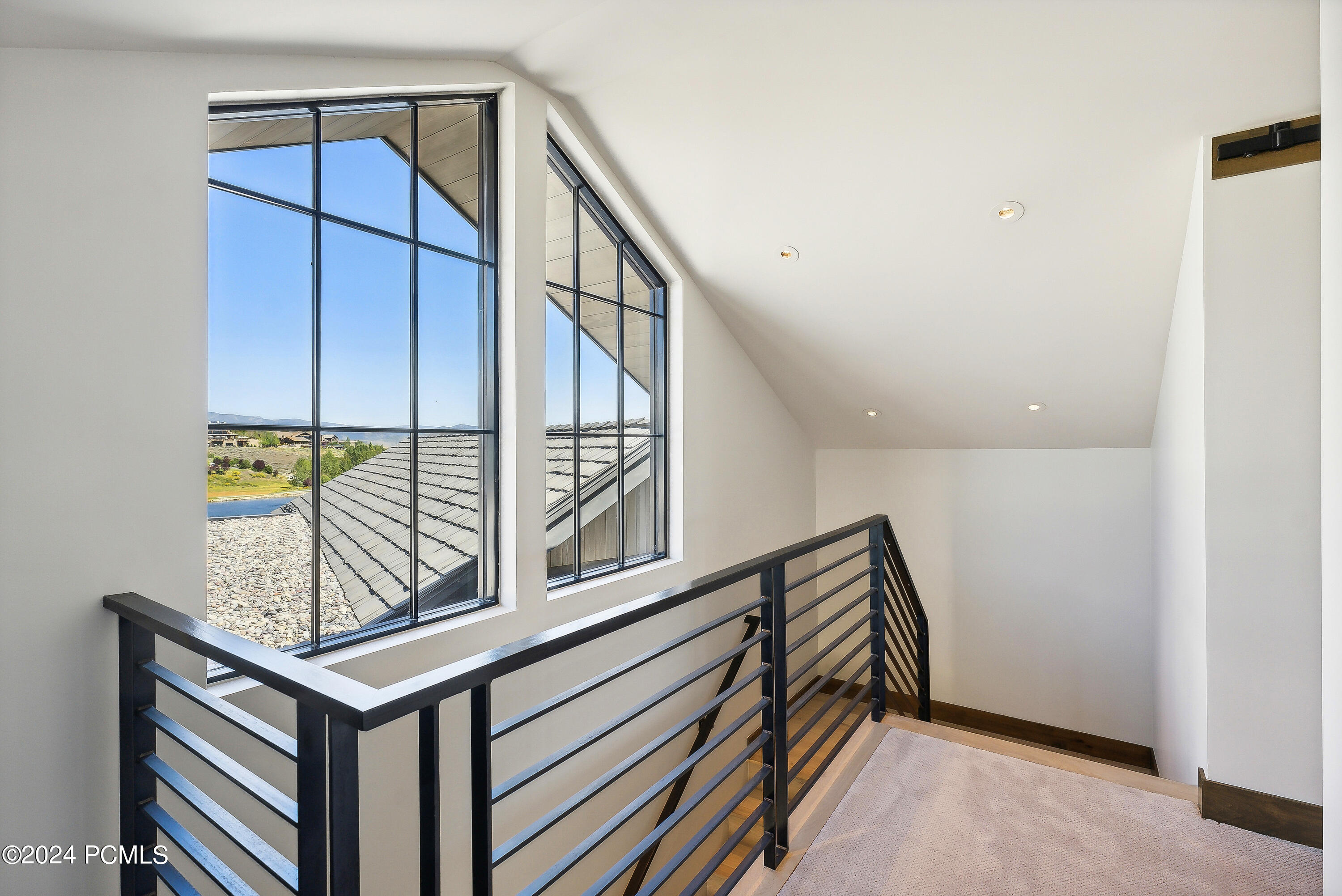 Kamas, Utah 84036, United States, 5 Bedrooms Bedrooms, ,7 BathroomsBathrooms,Residential,Pending,45628