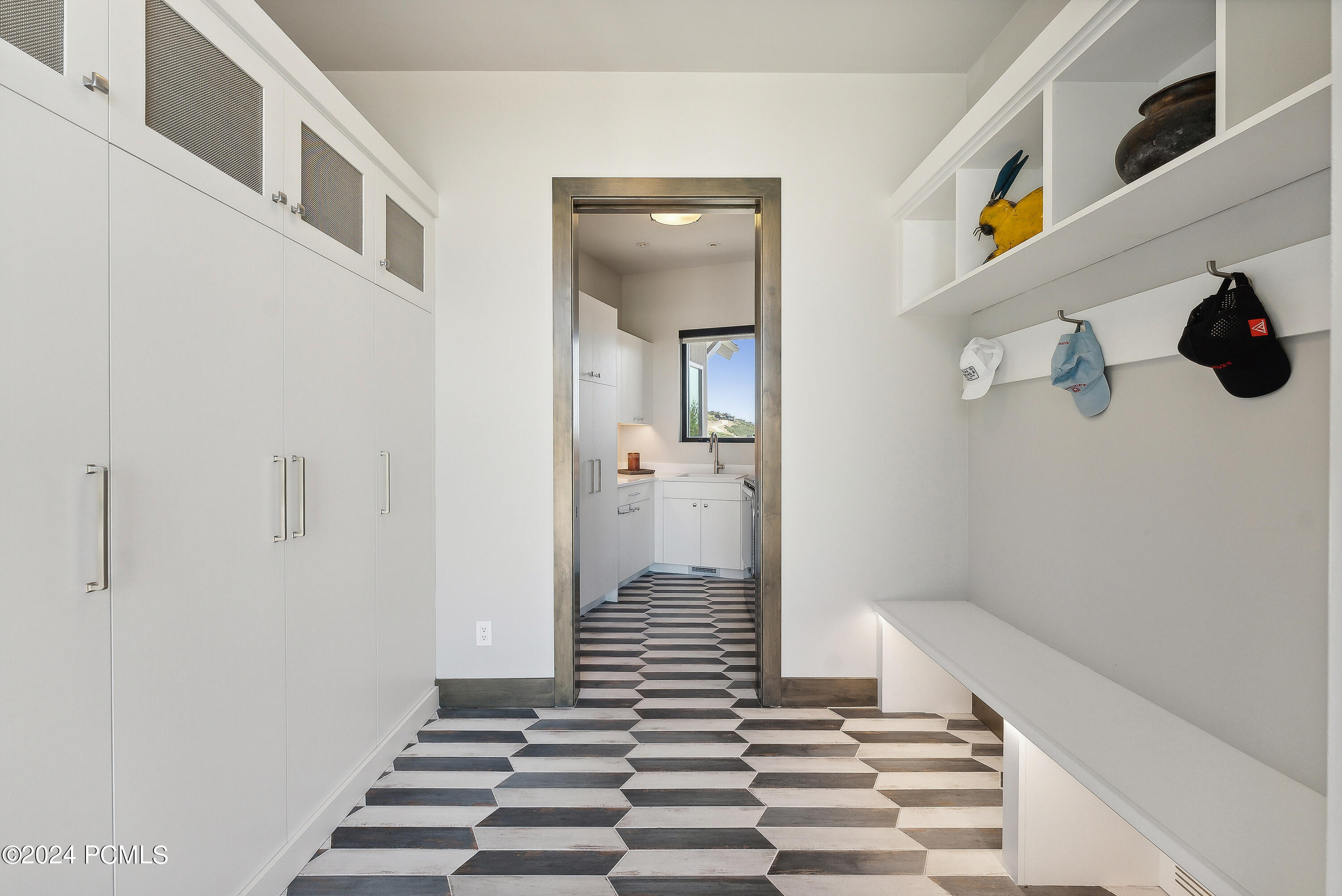 Kamas, Utah 84036, United States, 5 Bedrooms Bedrooms, ,7 BathroomsBathrooms,Residential,Pending,45628