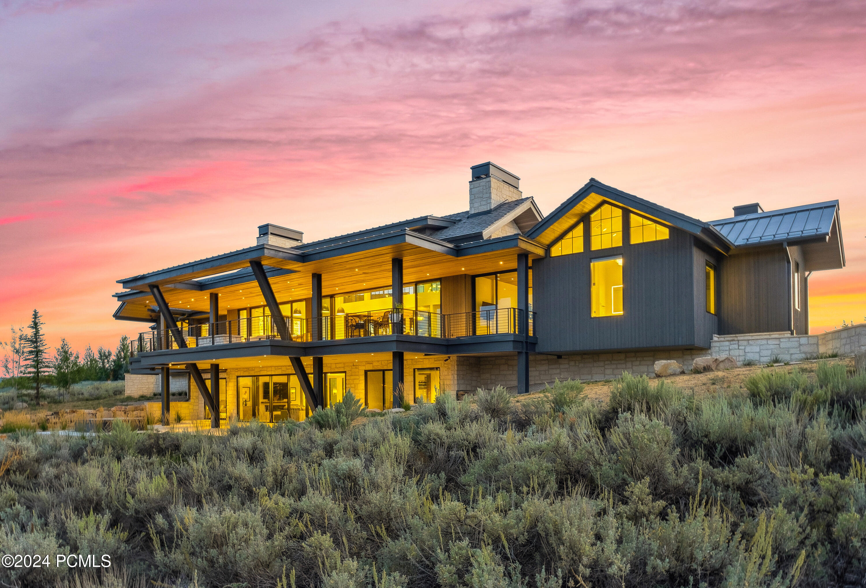 Kamas, Utah 84036, United States, 5 Bedrooms Bedrooms, ,7 BathroomsBathrooms,Residential,Pending,45628