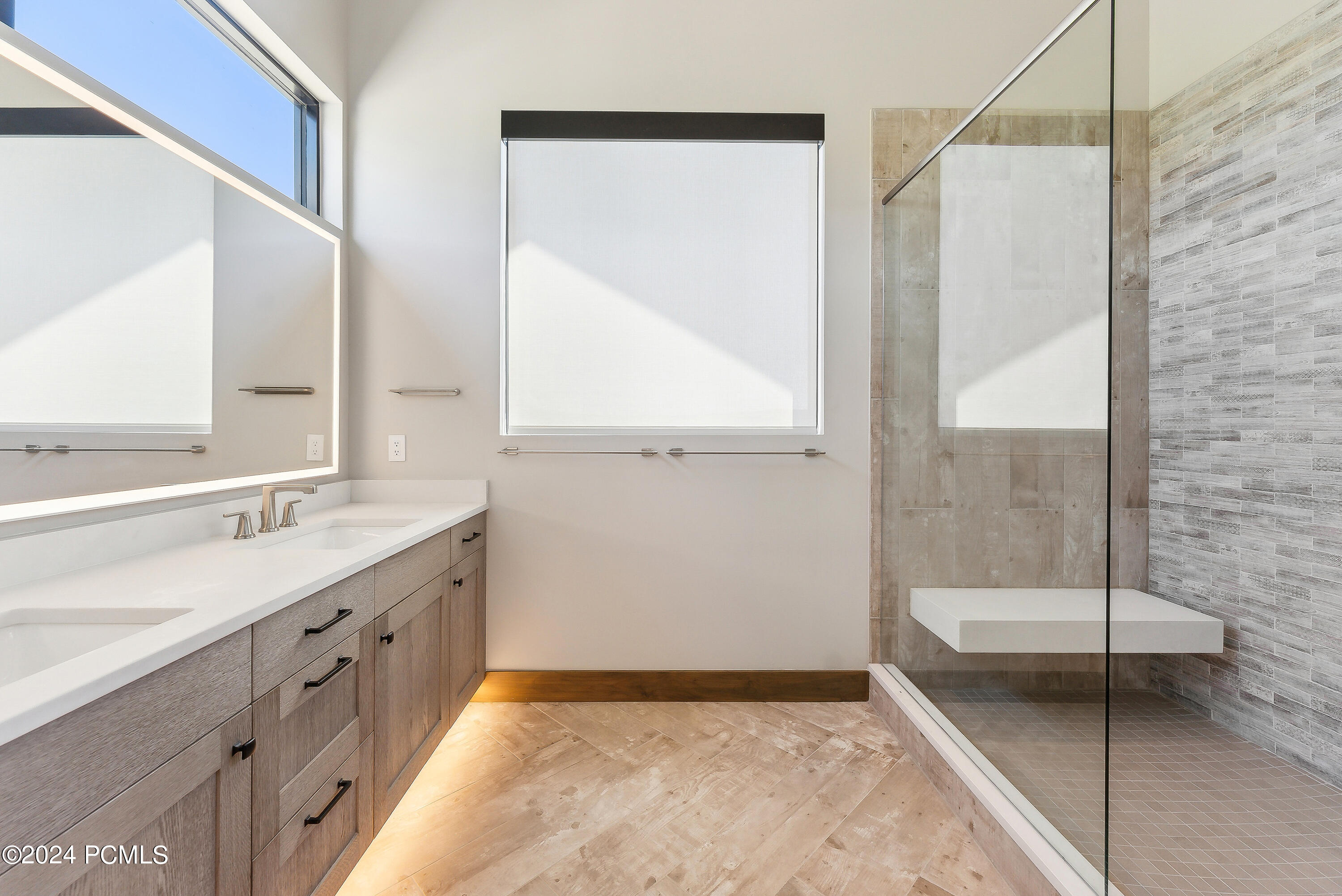 Kamas, Utah 84036, United States, 5 Bedrooms Bedrooms, ,7 BathroomsBathrooms,Residential,Pending,45628