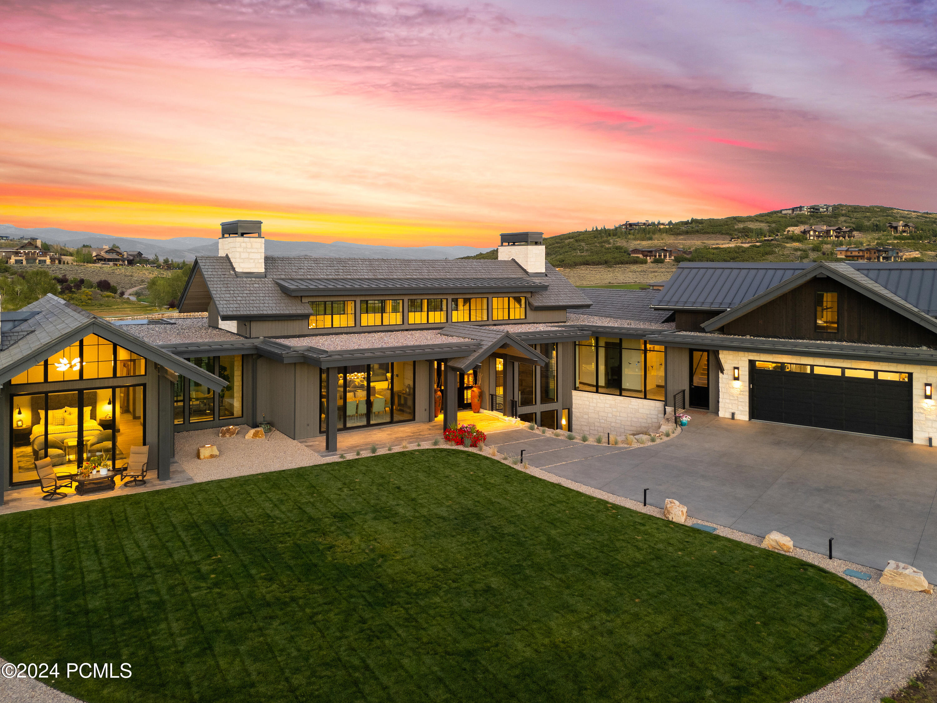 Kamas, Utah 84036, United States, 5 Bedrooms Bedrooms, ,7 BathroomsBathrooms,Residential,Pending,45628