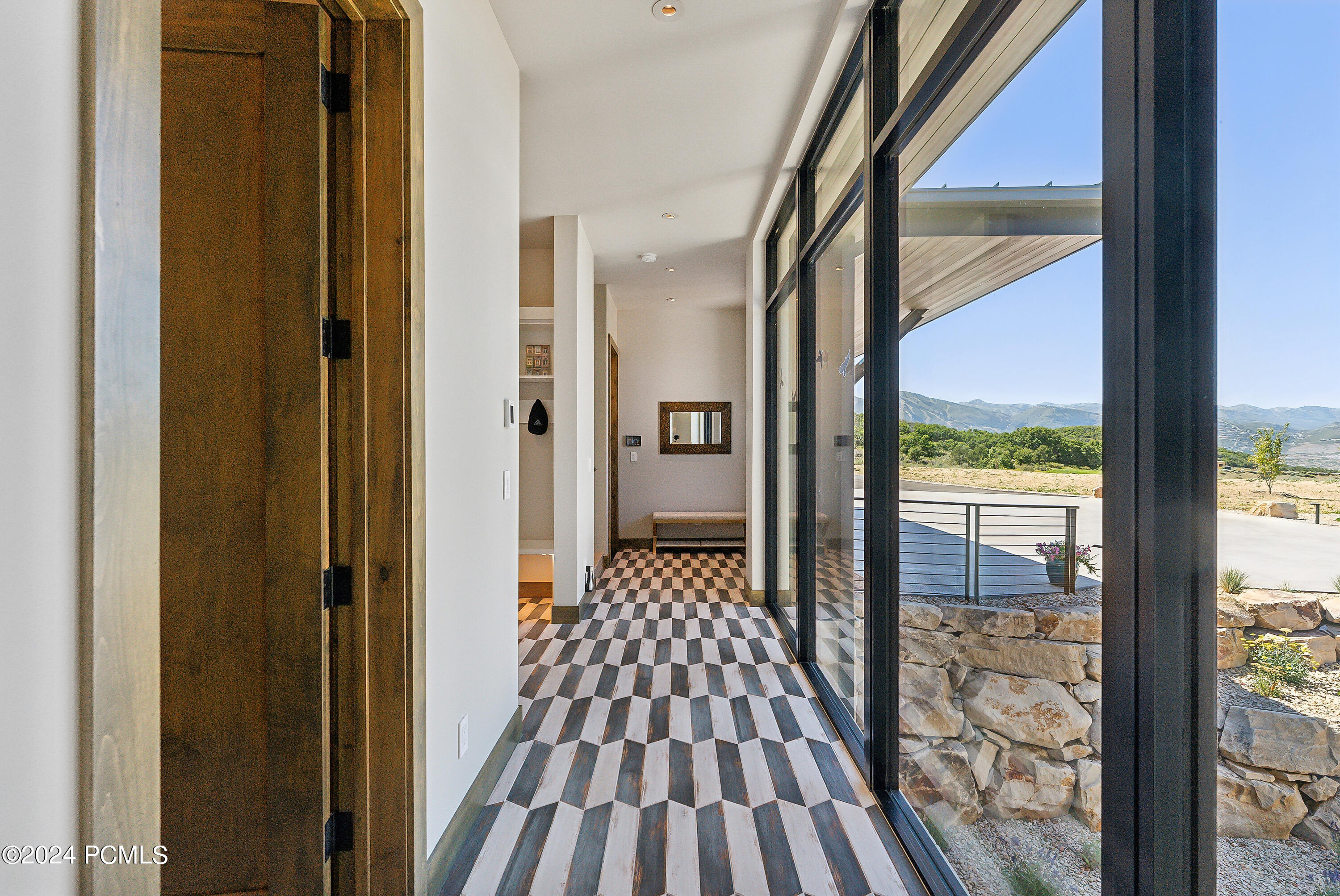 Kamas, Utah 84036, United States, 5 Bedrooms Bedrooms, ,7 BathroomsBathrooms,Residential,Pending,45628