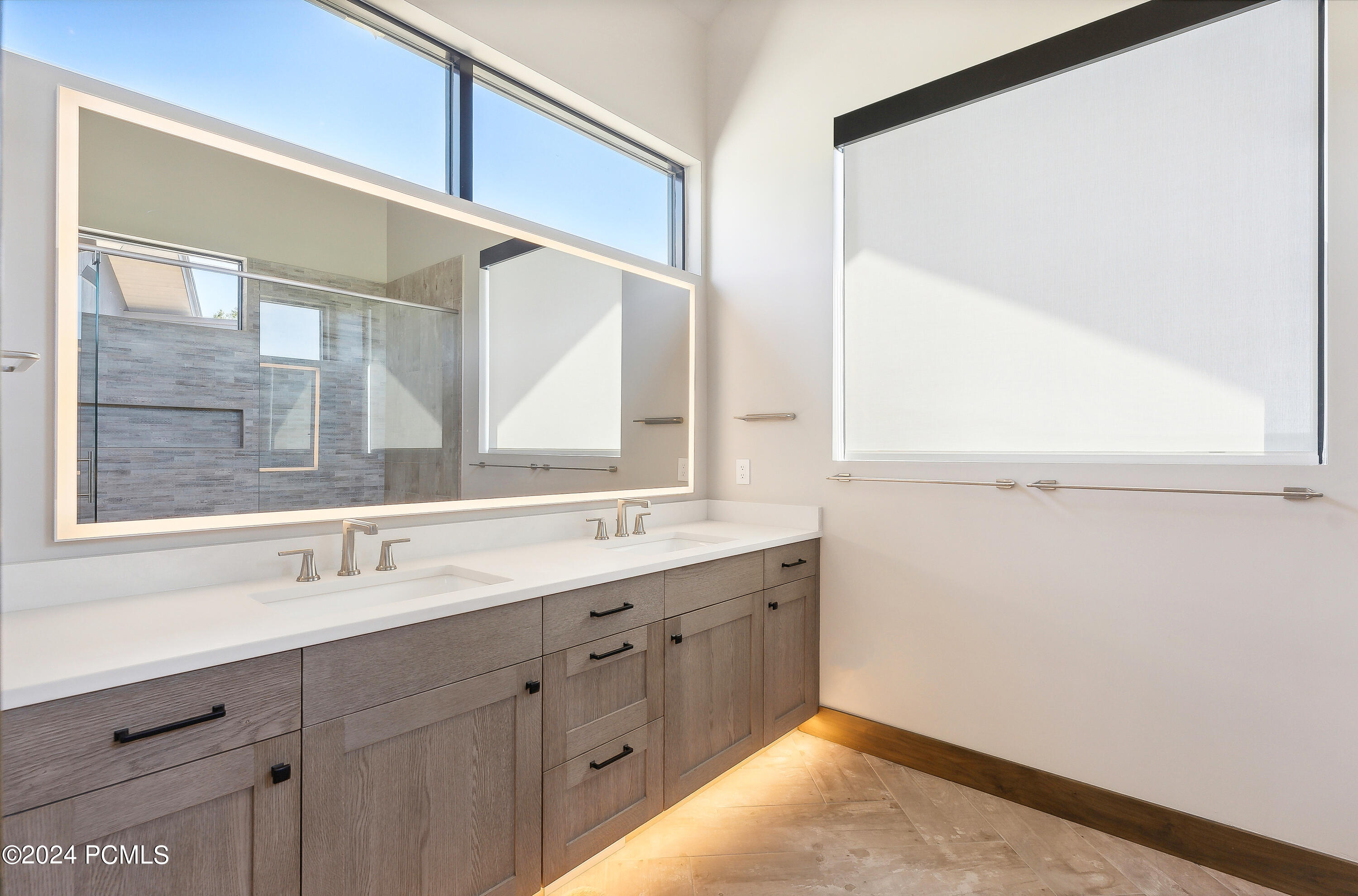 Kamas, Utah 84036, United States, 5 Bedrooms Bedrooms, ,7 BathroomsBathrooms,Residential,Pending,45628