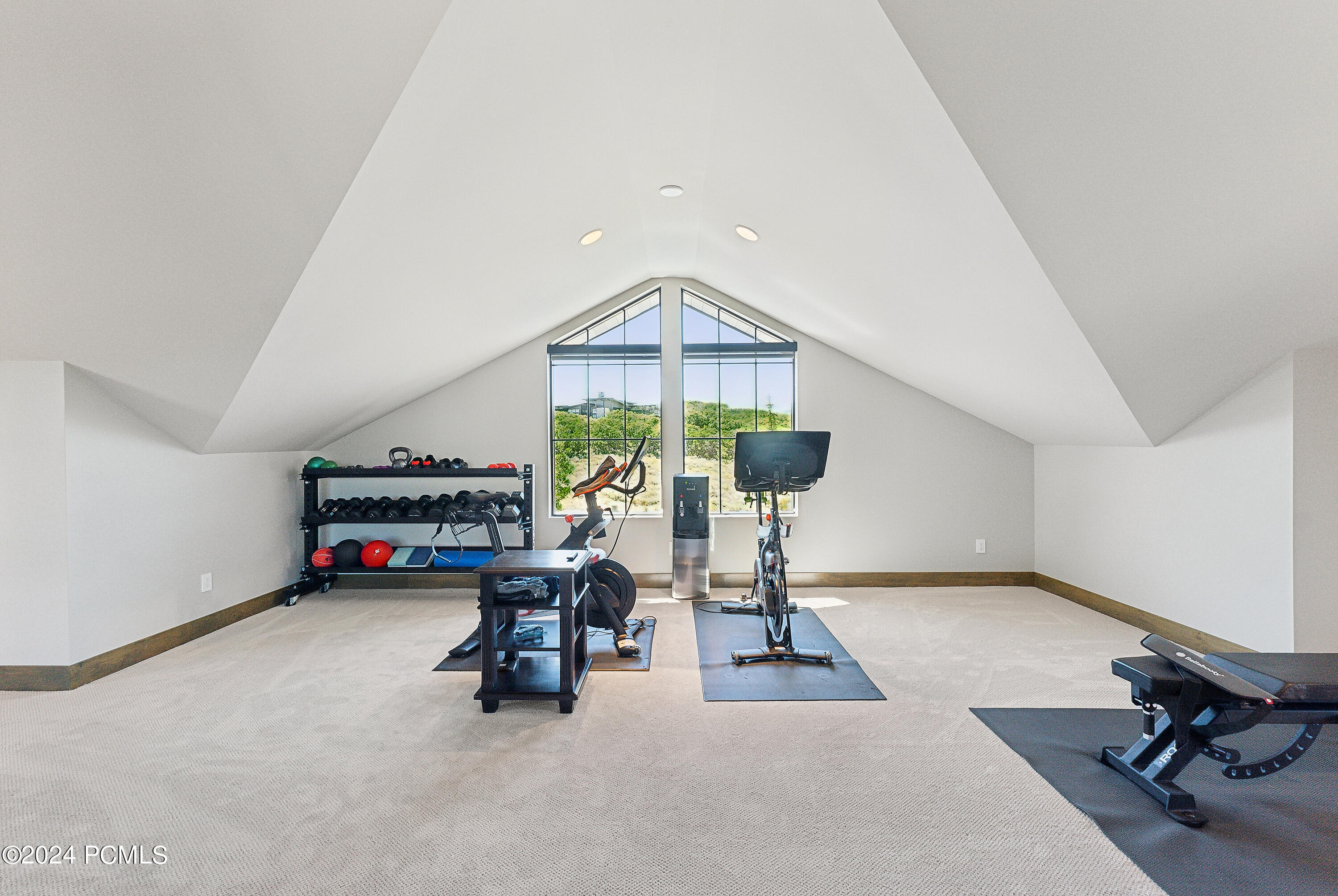 Kamas, Utah 84036, United States, 5 Bedrooms Bedrooms, ,7 BathroomsBathrooms,Residential,Pending,45628