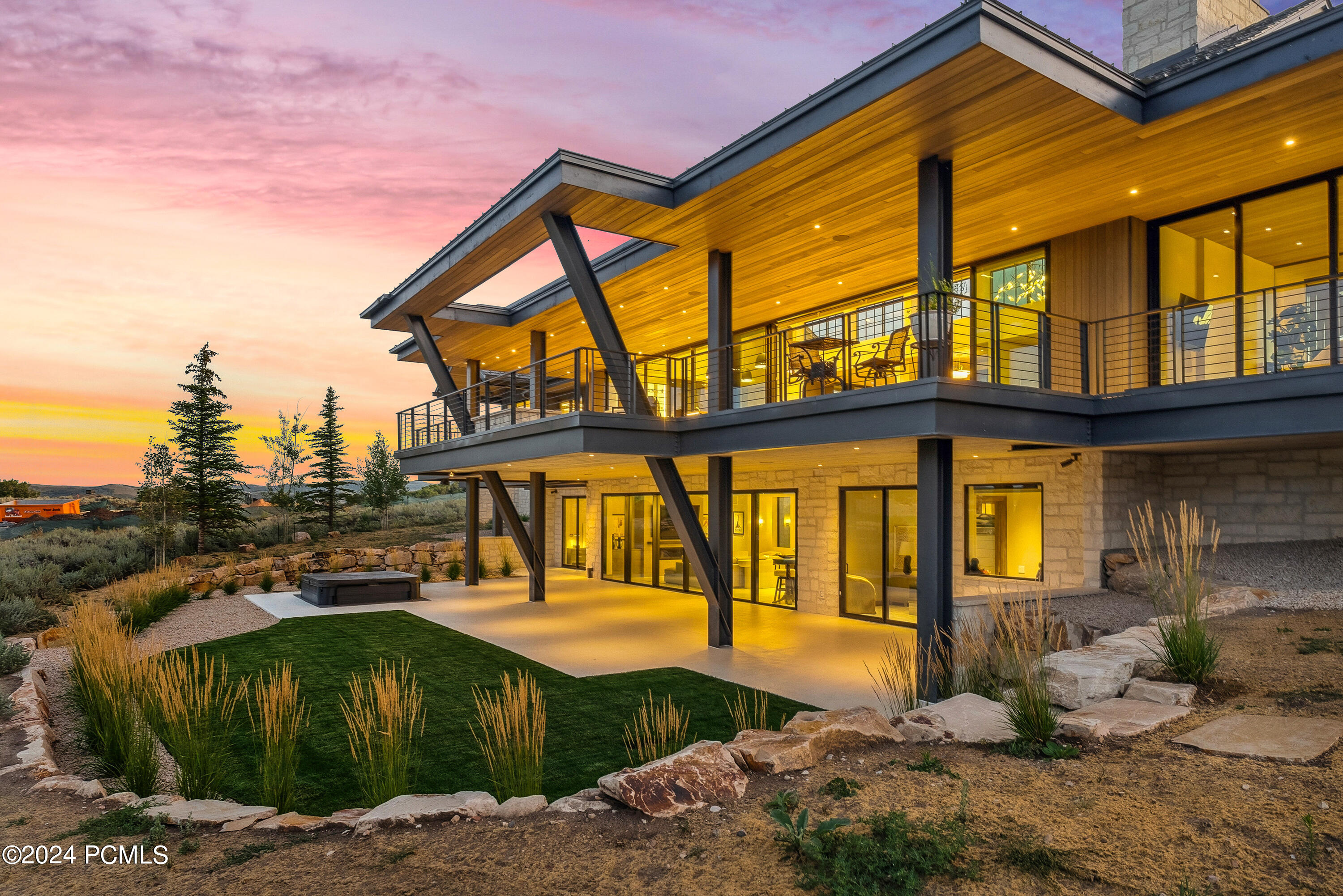 Kamas, Utah 84036, United States, 5 Bedrooms Bedrooms, ,7 BathroomsBathrooms,Residential,Pending,45628