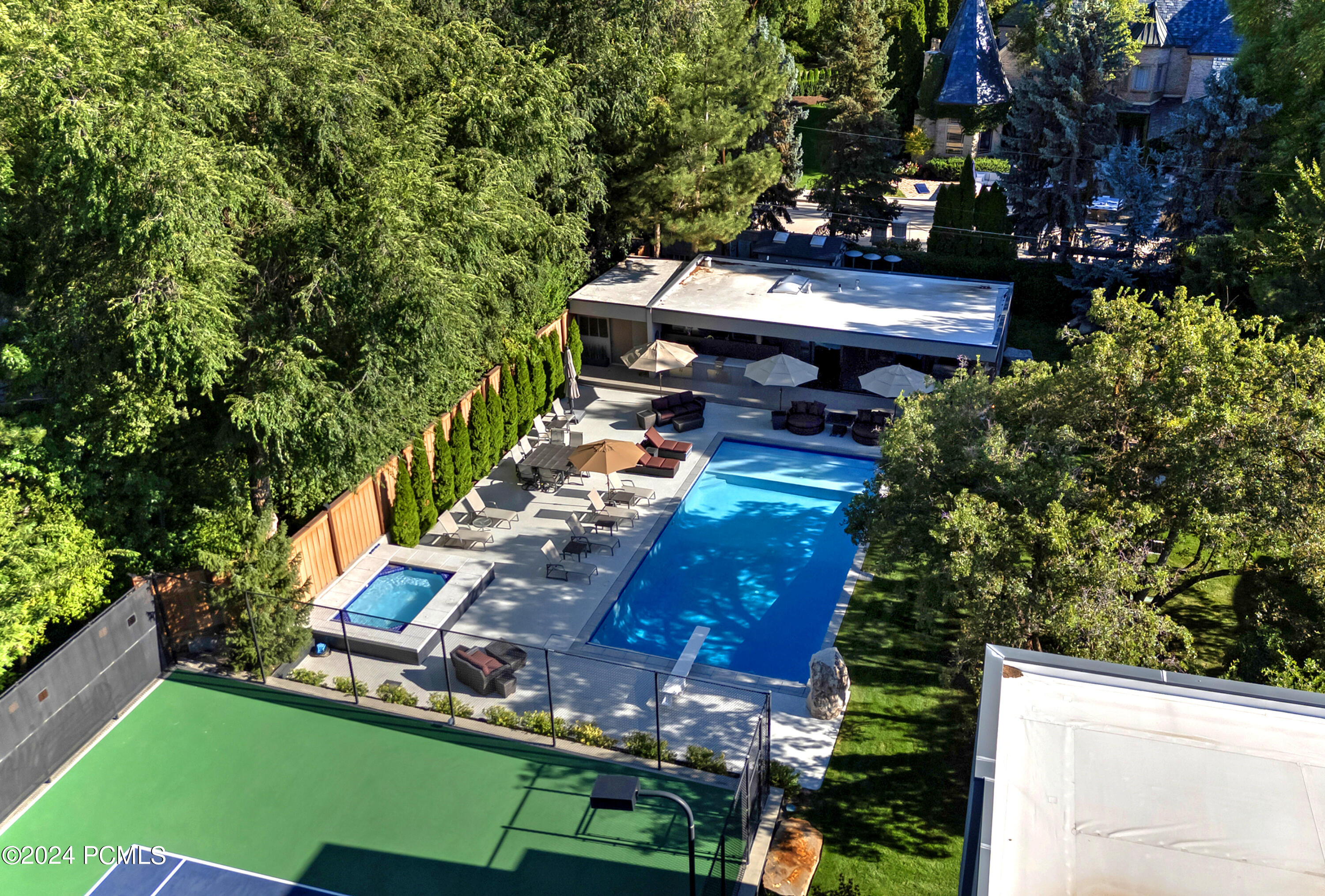 Salt Lake City, Utah 84121, United States, 4 Bedrooms Bedrooms, ,8 BathroomsBathrooms,Residential,Active,46339