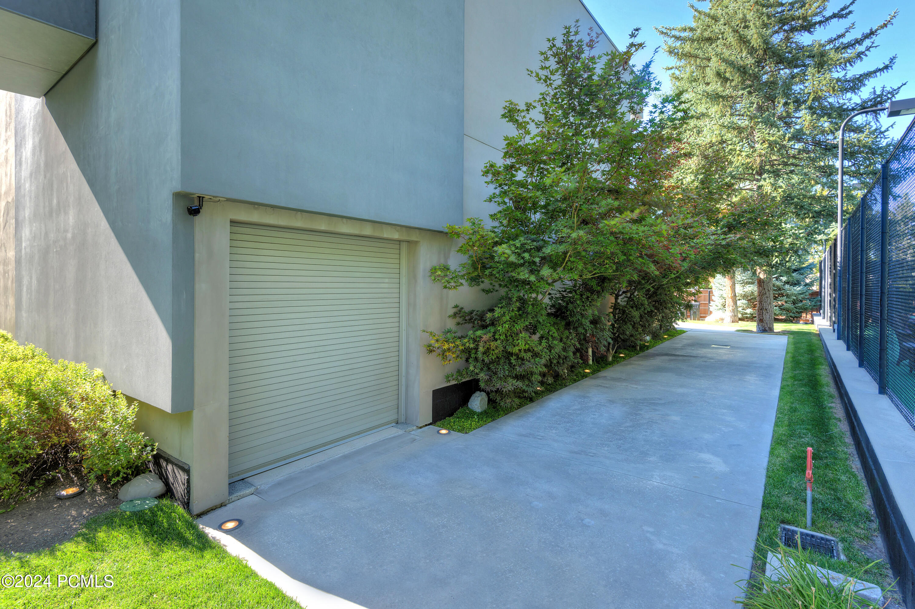 Salt Lake City, Utah 84121, United States, 4 Bedrooms Bedrooms, ,8 BathroomsBathrooms,Residential,Active,46339