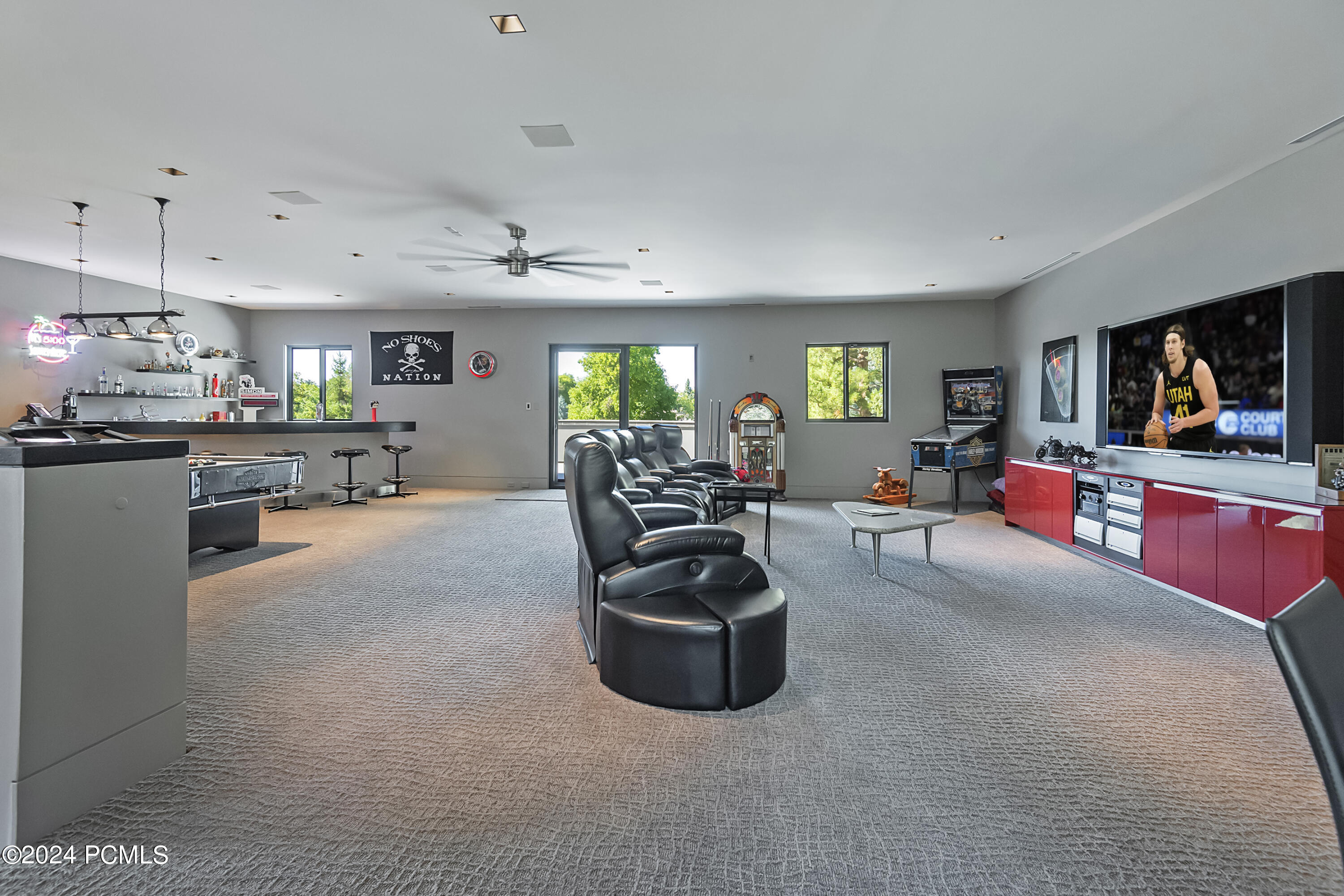 Salt Lake City, Utah 84121, United States, 4 Bedrooms Bedrooms, ,8 BathroomsBathrooms,Residential,Active,46339