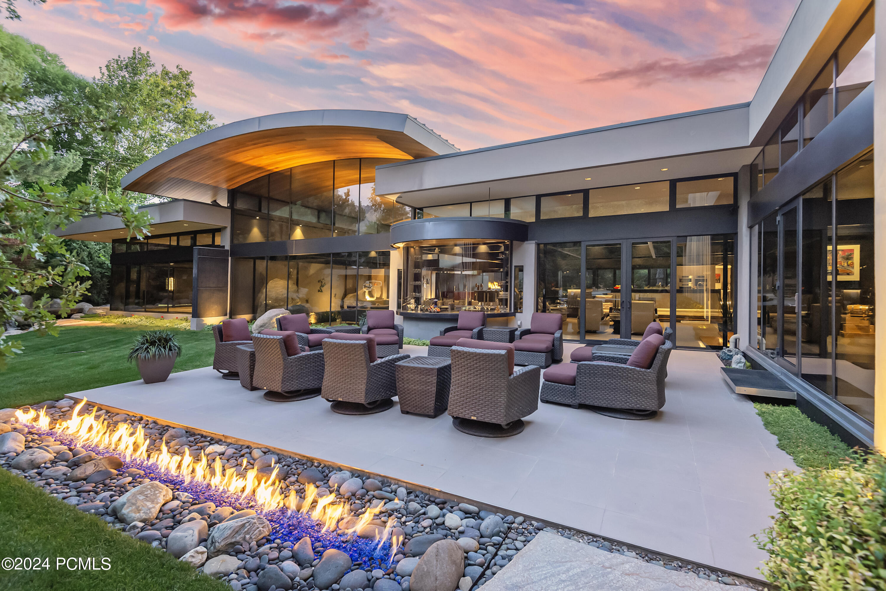 Salt Lake City, Utah 84121, United States, 4 Bedrooms Bedrooms, ,8 BathroomsBathrooms,Residential,Active,46339