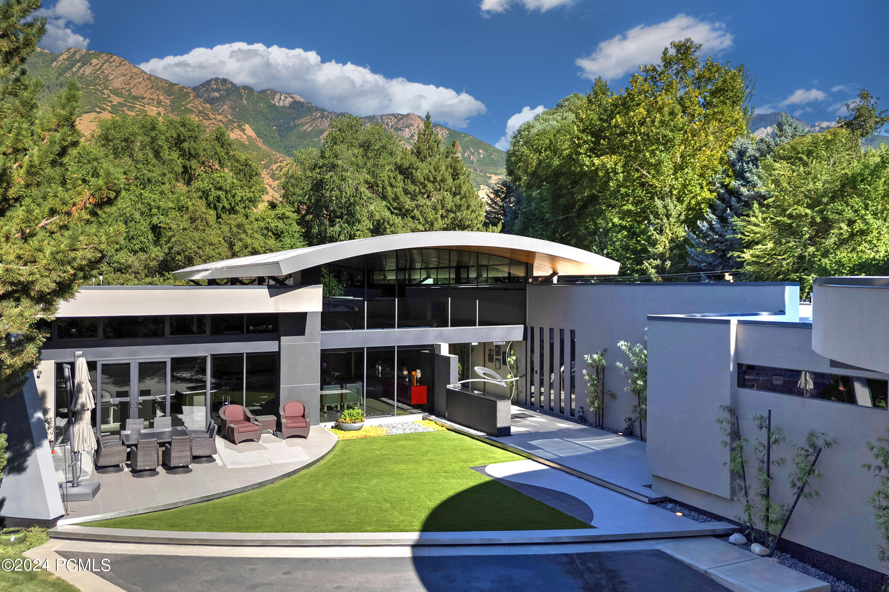 Salt Lake City, Utah 84121, United States, 4 Bedrooms Bedrooms, ,8 BathroomsBathrooms,Residential,Active,46339