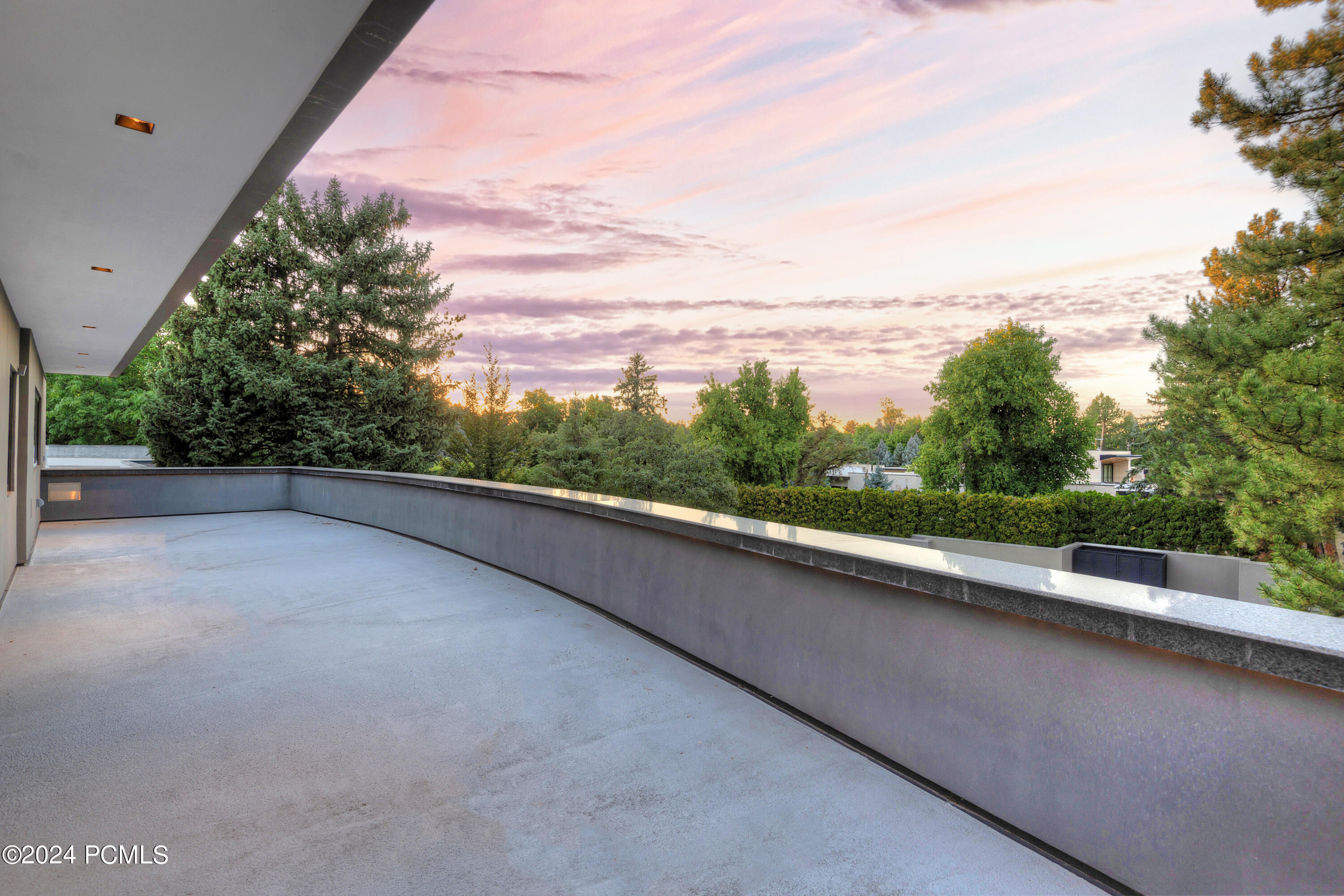 Salt Lake City, Utah 84121, United States, 4 Bedrooms Bedrooms, ,8 BathroomsBathrooms,Residential,Active,46339