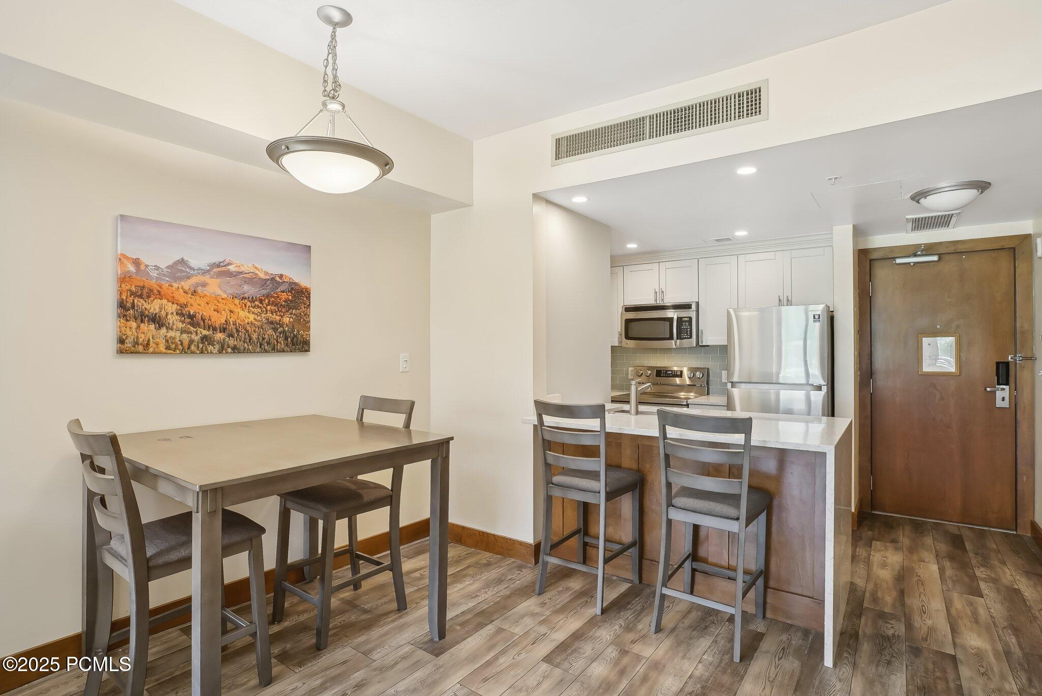 3720 N Sundial Court #CG02, Park City, Utah image 6