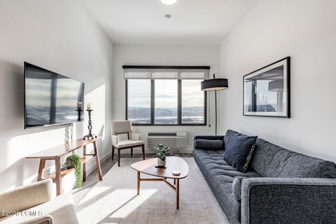 Condo For Sale - 2303 W Deer Hollow Road #1329<br/> Wasatch County, Park City, UT 84060