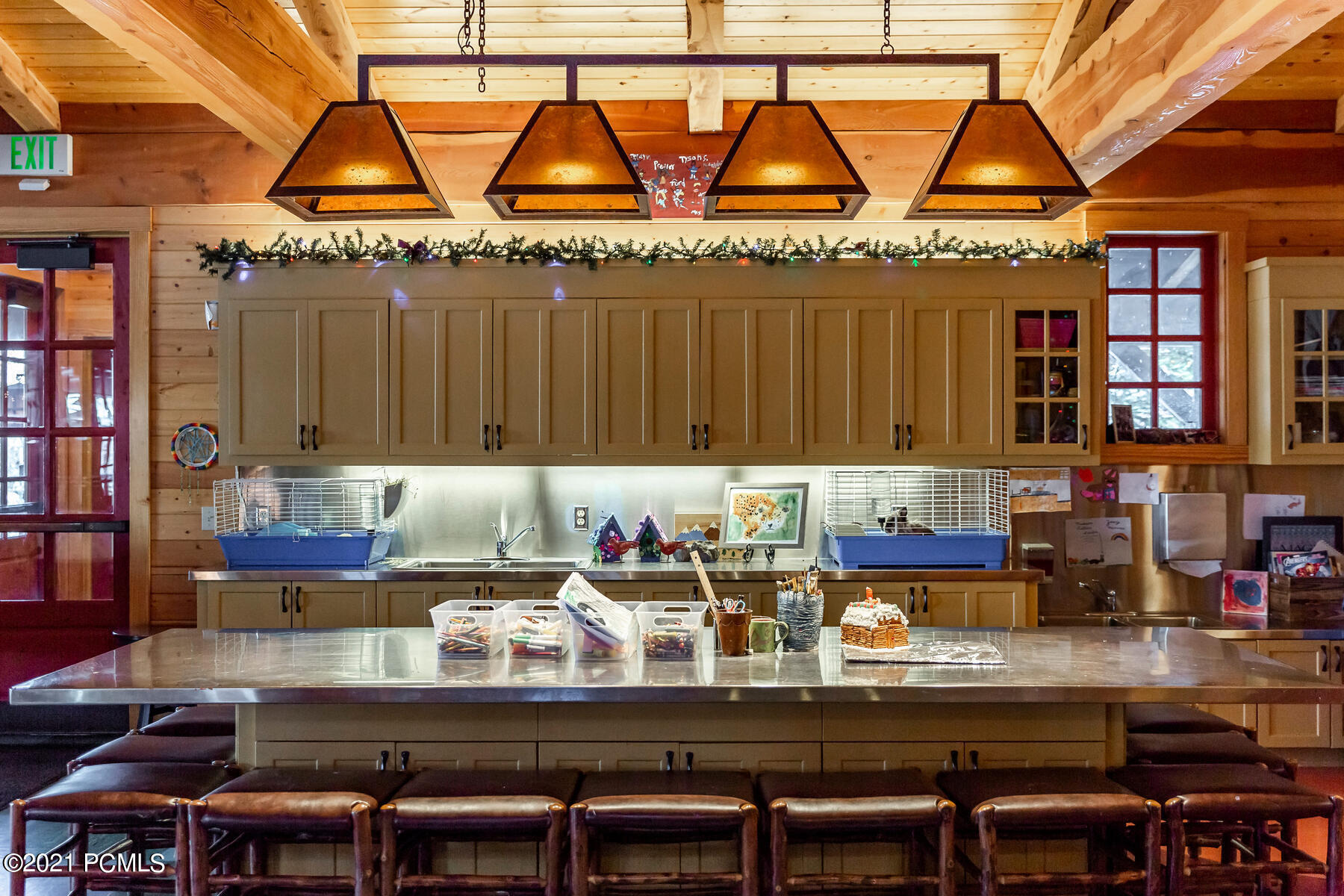 Park City, Utah 84098, United States, 5 Bedrooms Bedrooms, ,7 BathroomsBathrooms,Residential,Pending,70708