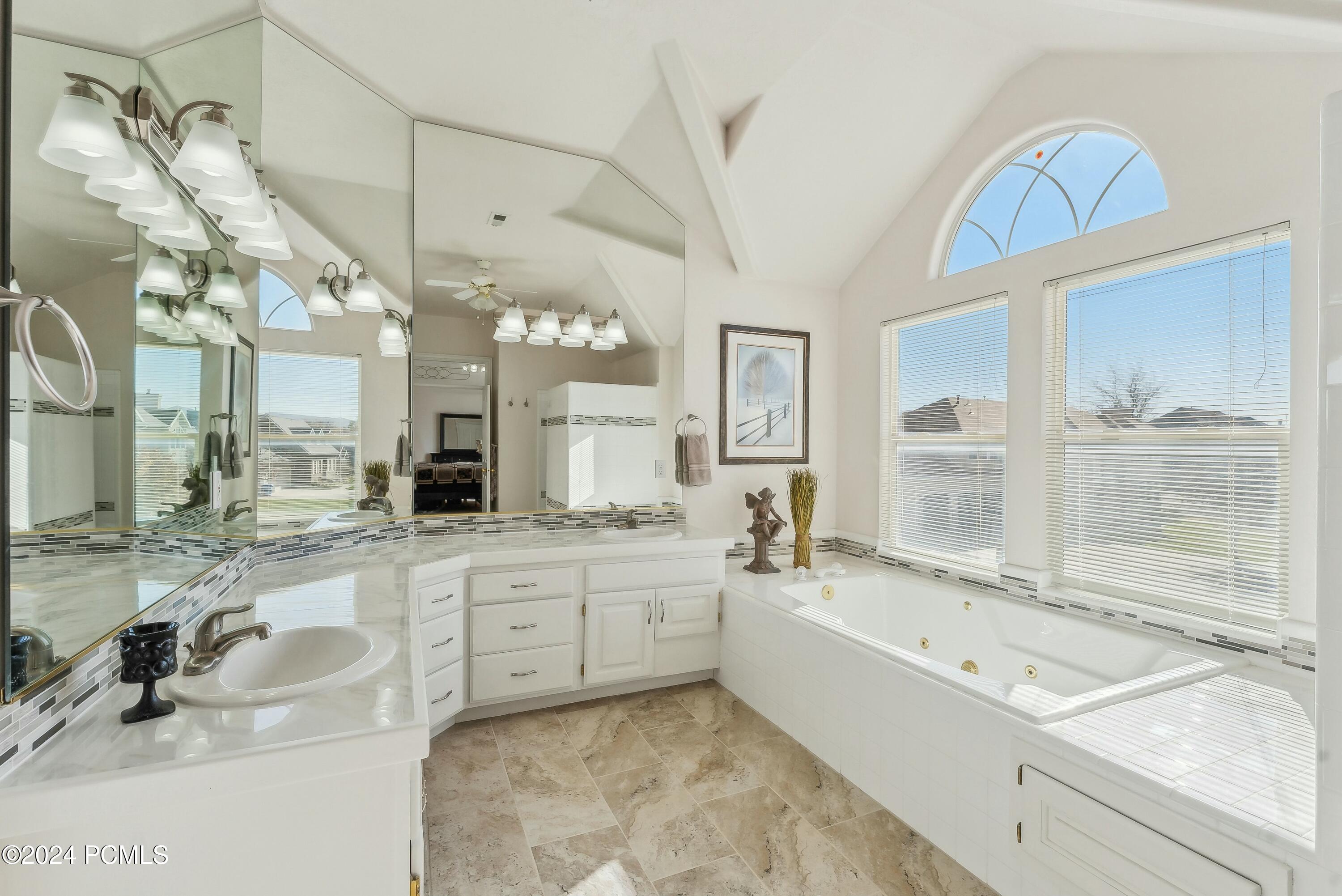11694 Stone Crest Circle, Riverton, Utah image 44