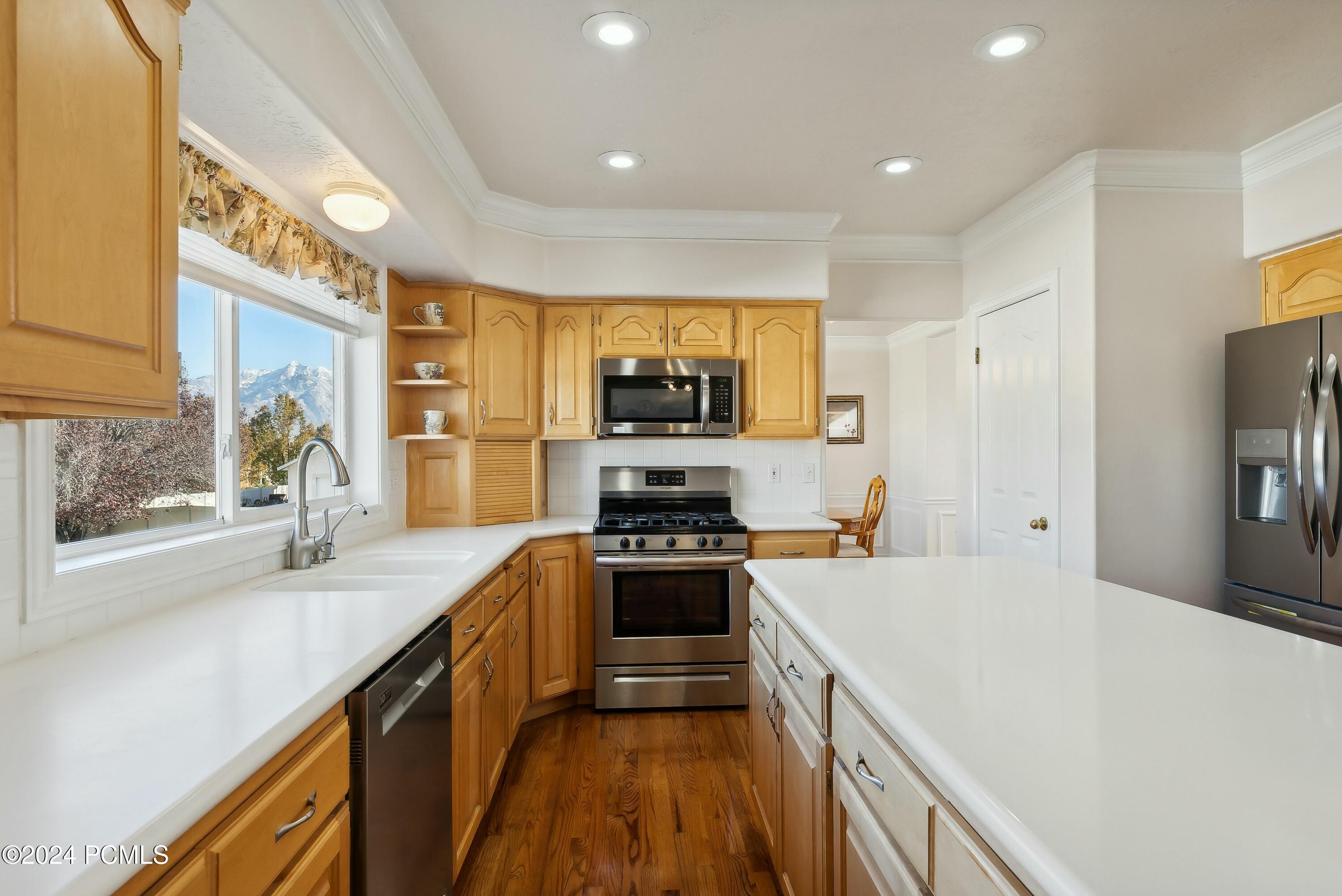 11694 Stone Crest Circle, Riverton, Utah image 5