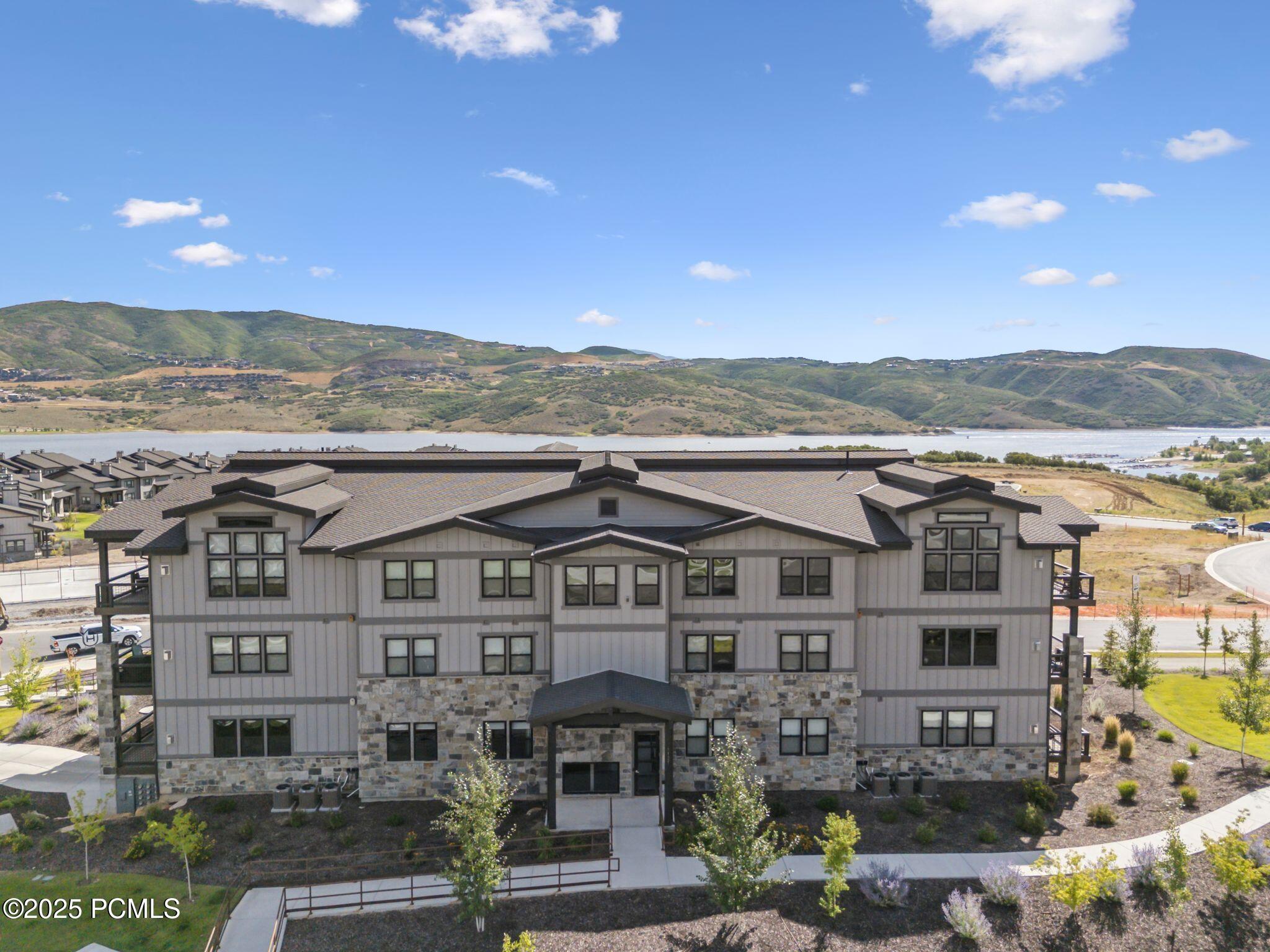 Heber City, Utah 84032, United States, 3 Bedrooms Bedrooms, ,2 BathroomsBathrooms,Residential,Active,229602