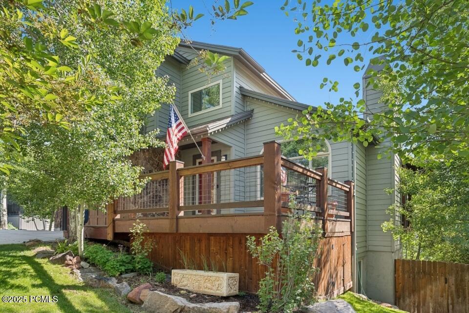 8086 N Meadowview Drive, Park City, Utah image 2