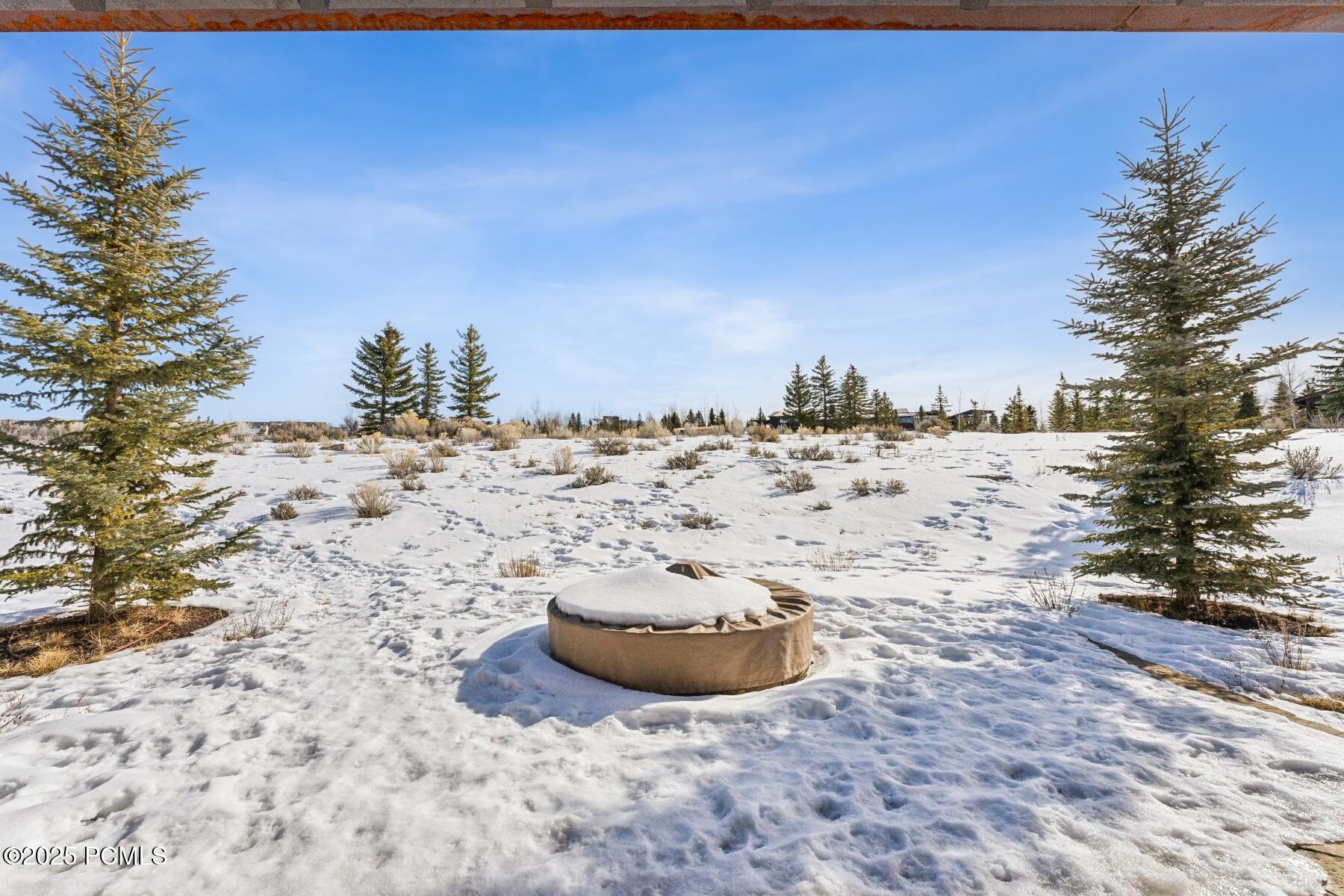 Park City, Utah 84098, United States, 3 Bedrooms Bedrooms, ,3 BathroomsBathrooms,Residential,Pending,80913