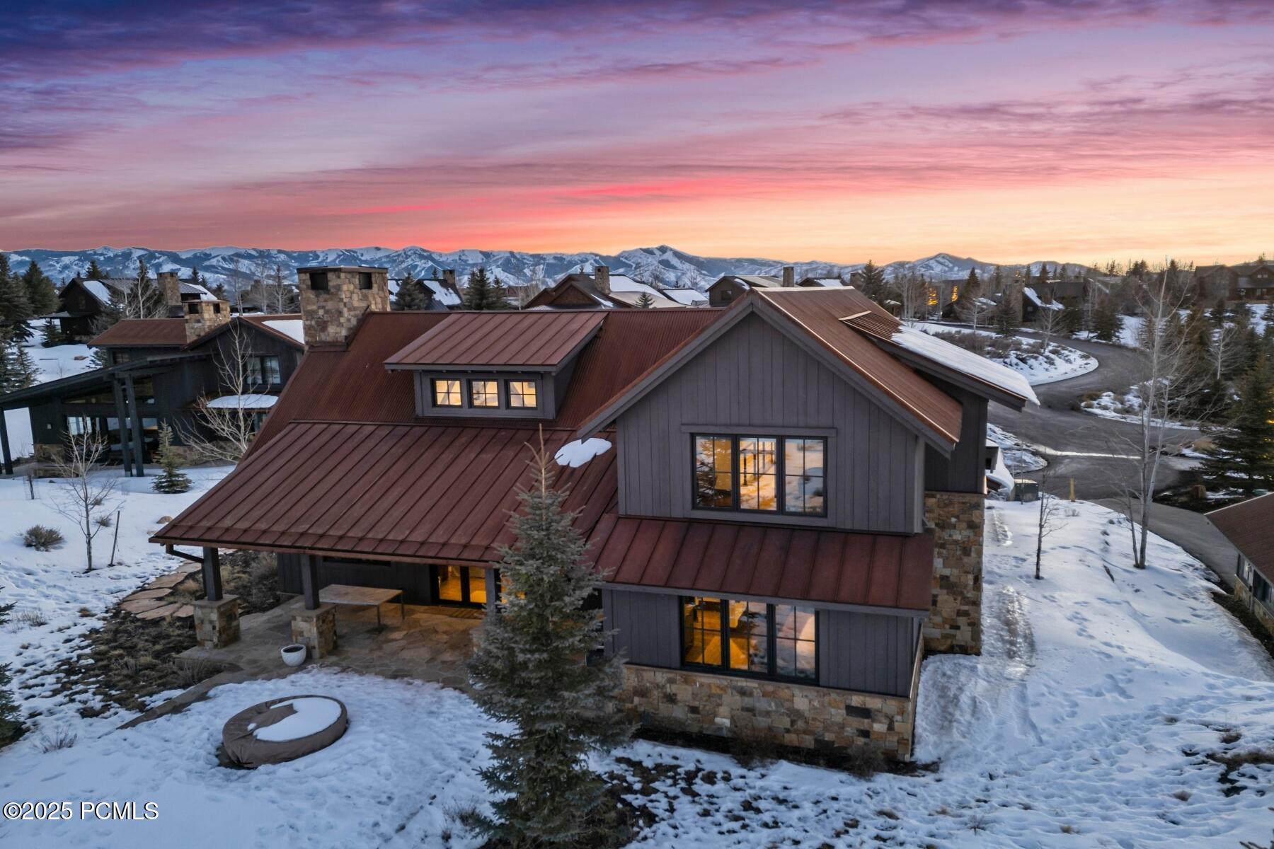 Park City, Utah 84098, United States, 3 Bedrooms Bedrooms, ,3 BathroomsBathrooms,Residential,Pending,80913