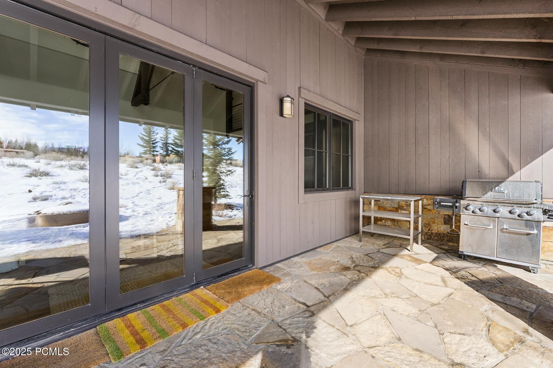 Park City, Utah 84098, United States, 3 Bedrooms Bedrooms, ,3 BathroomsBathrooms,Residential,Pending,80913