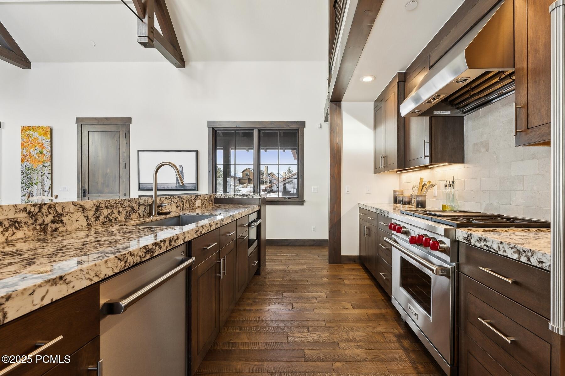 Park City, Utah 84098, United States, 3 Bedrooms Bedrooms, ,3 BathroomsBathrooms,Residential,Pending,80913