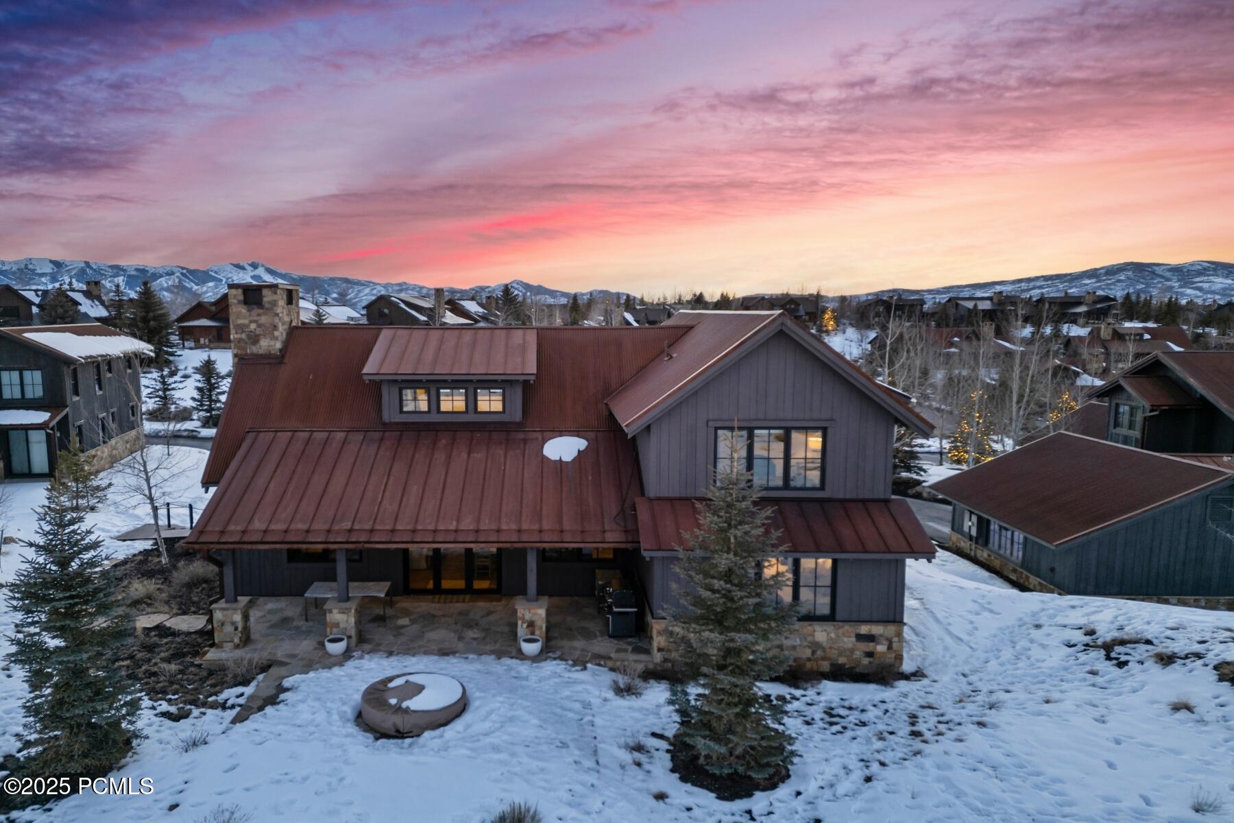 Park City, Utah 84098, United States, 3 Bedrooms Bedrooms, ,3 BathroomsBathrooms,Residential,Pending,80913