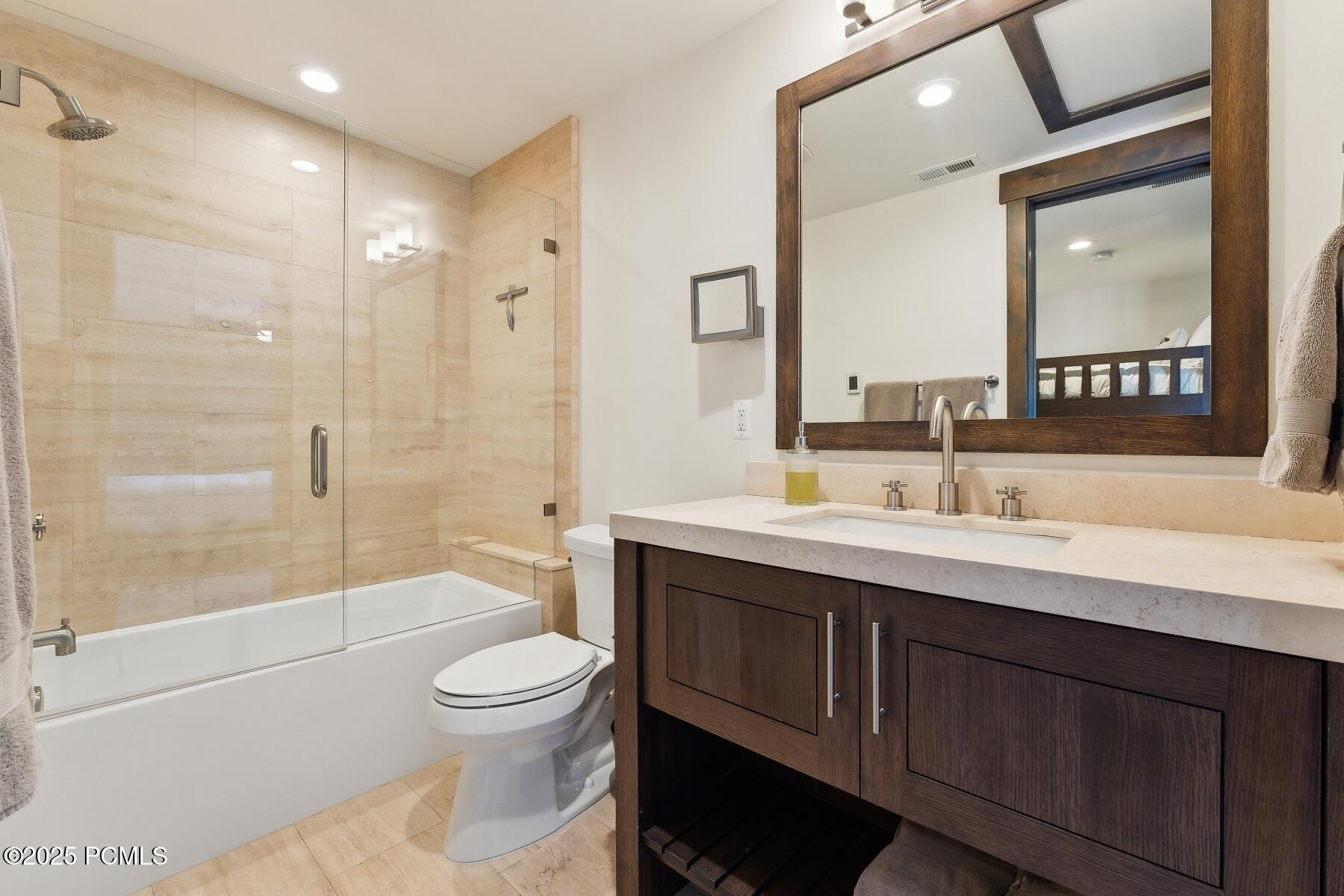 Park City, Utah 84098, United States, 3 Bedrooms Bedrooms, ,3 BathroomsBathrooms,Residential,Pending,80913