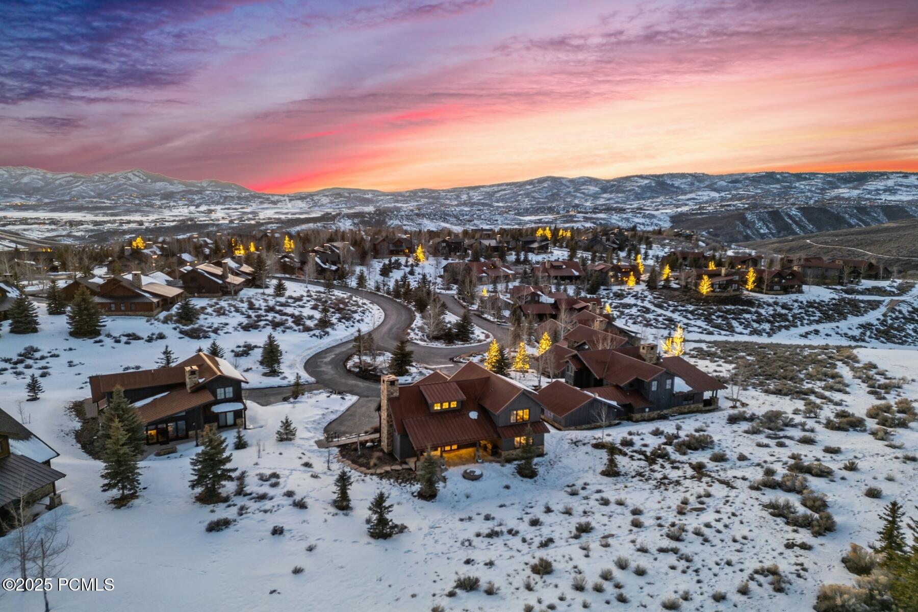 Park City, Utah 84098, United States, 3 Bedrooms Bedrooms, ,3 BathroomsBathrooms,Residential,Pending,80913