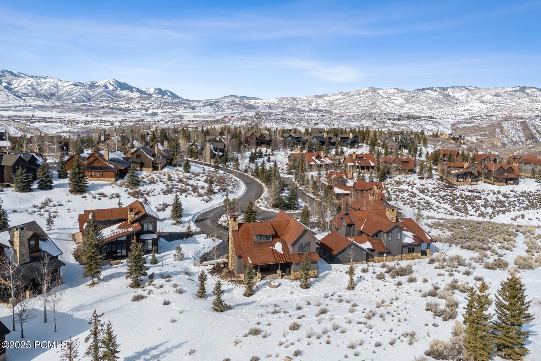 Park City, Utah 84098, United States, 3 Bedrooms Bedrooms, ,3 BathroomsBathrooms,Residential,Pending,80913