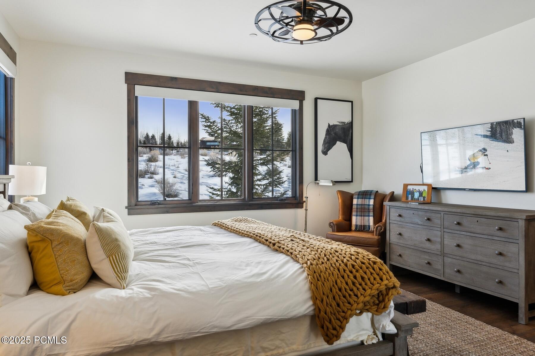 Park City, Utah 84098, United States, 3 Bedrooms Bedrooms, ,3 BathroomsBathrooms,Residential,Pending,80913