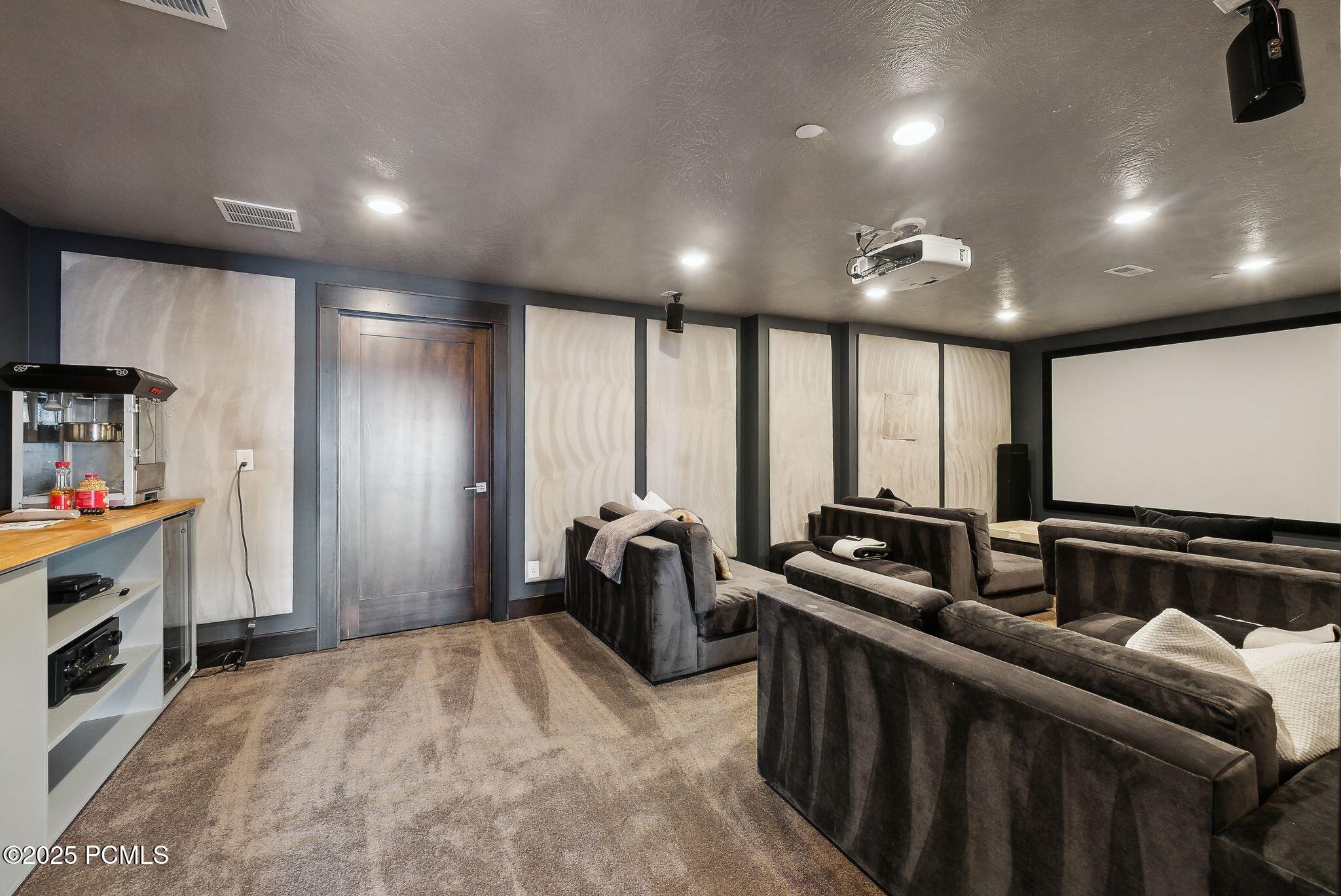 Hideout, Utah 84036, United States, 4 Bedrooms Bedrooms, ,5 BathroomsBathrooms,Residential,Active,14441