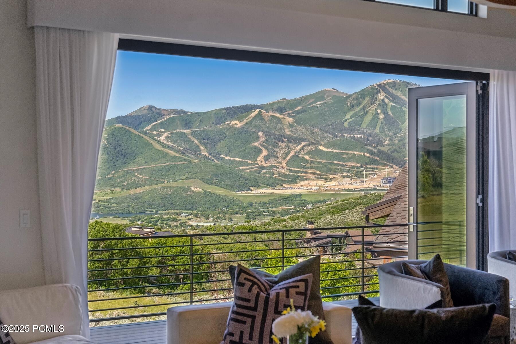 Hideout, Utah 84036, United States, 4 Bedrooms Bedrooms, ,5 BathroomsBathrooms,Residential,Active,14441