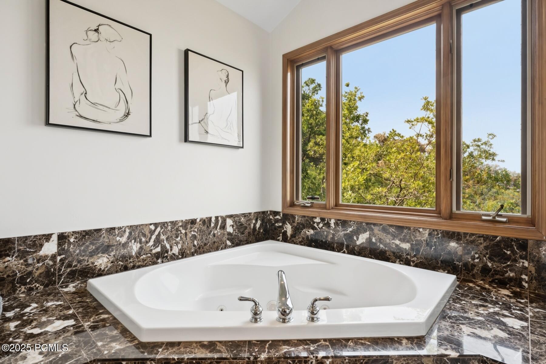 Park City, Utah 84098, United States, 6 Bedrooms Bedrooms, ,7 BathroomsBathrooms,Residential,Active,256957