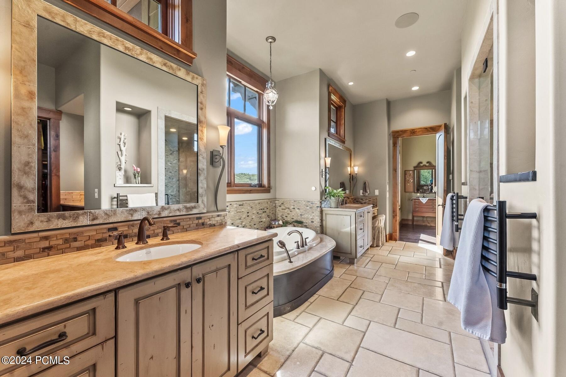 Park City, Utah 84098, United States, 4 Bedrooms Bedrooms, ,6 BathroomsBathrooms,Residential,Active,53983