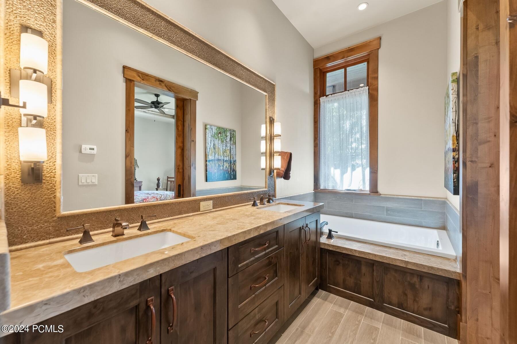 Park City, Utah 84098, United States, 4 Bedrooms Bedrooms, ,6 BathroomsBathrooms,Residential,Active,53983