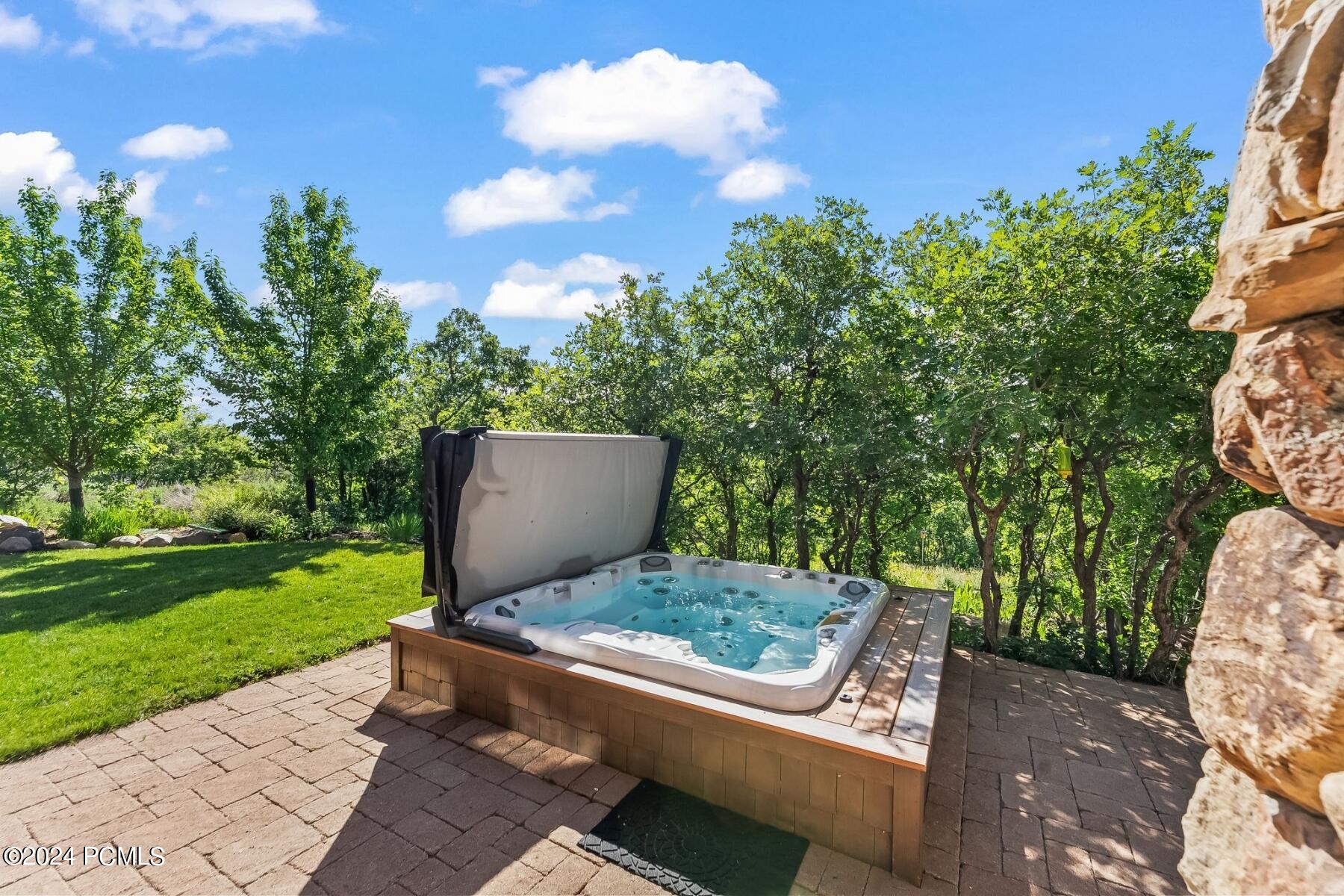 Park City, Utah 84098, United States, 4 Bedrooms Bedrooms, ,6 BathroomsBathrooms,Residential,Active,53983