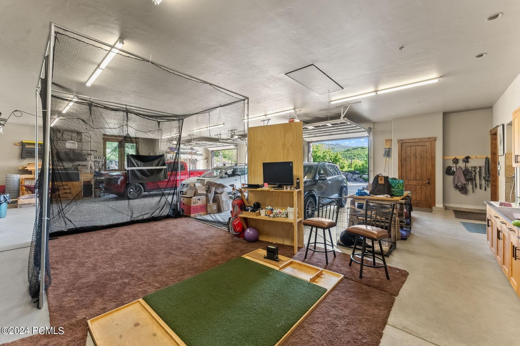 Park City, Utah 84098, United States, 4 Bedrooms Bedrooms, ,6 BathroomsBathrooms,Residential,Active,53983