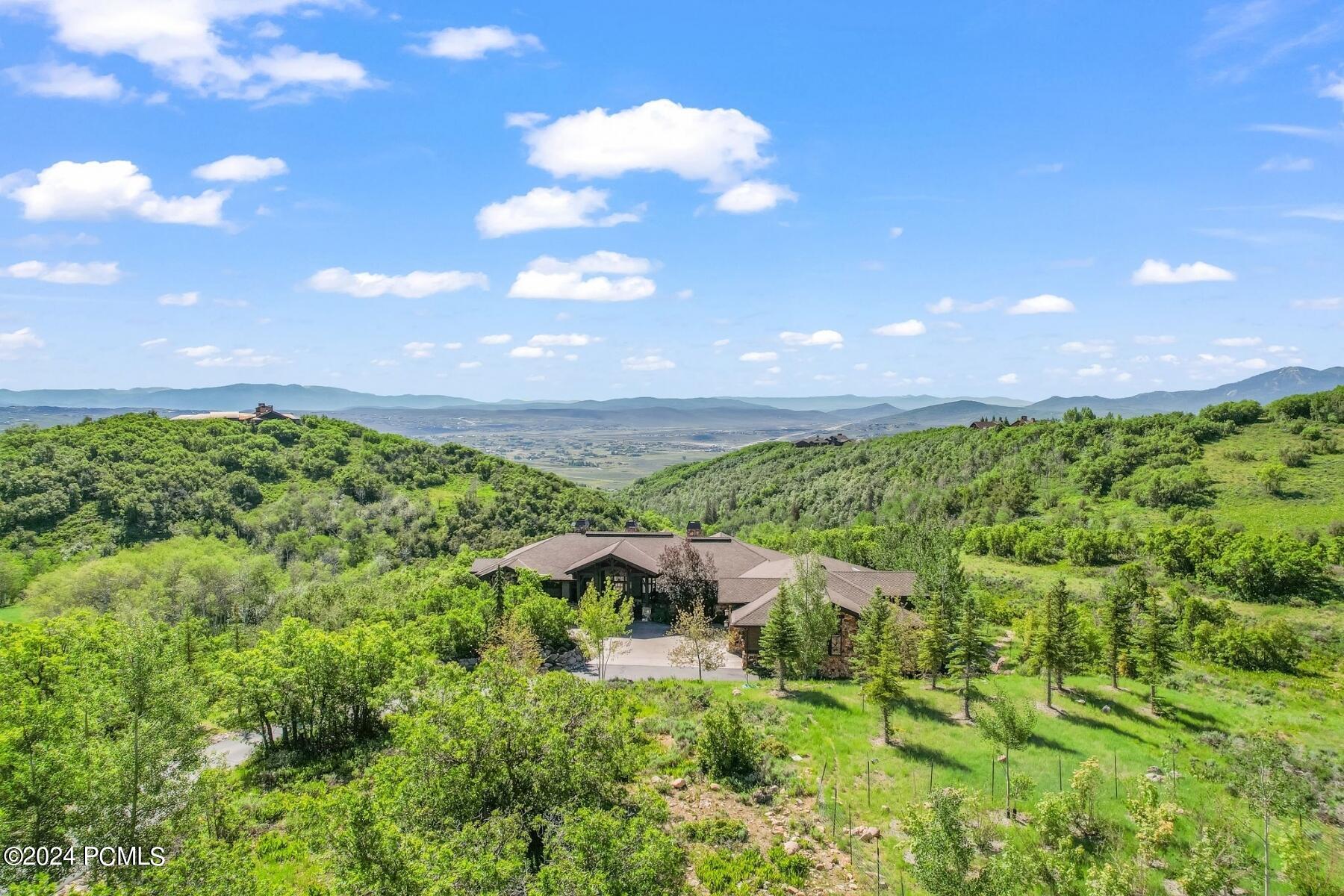 Park City, Utah 84098, United States, 4 Bedrooms Bedrooms, ,6 BathroomsBathrooms,Residential,Active,53983