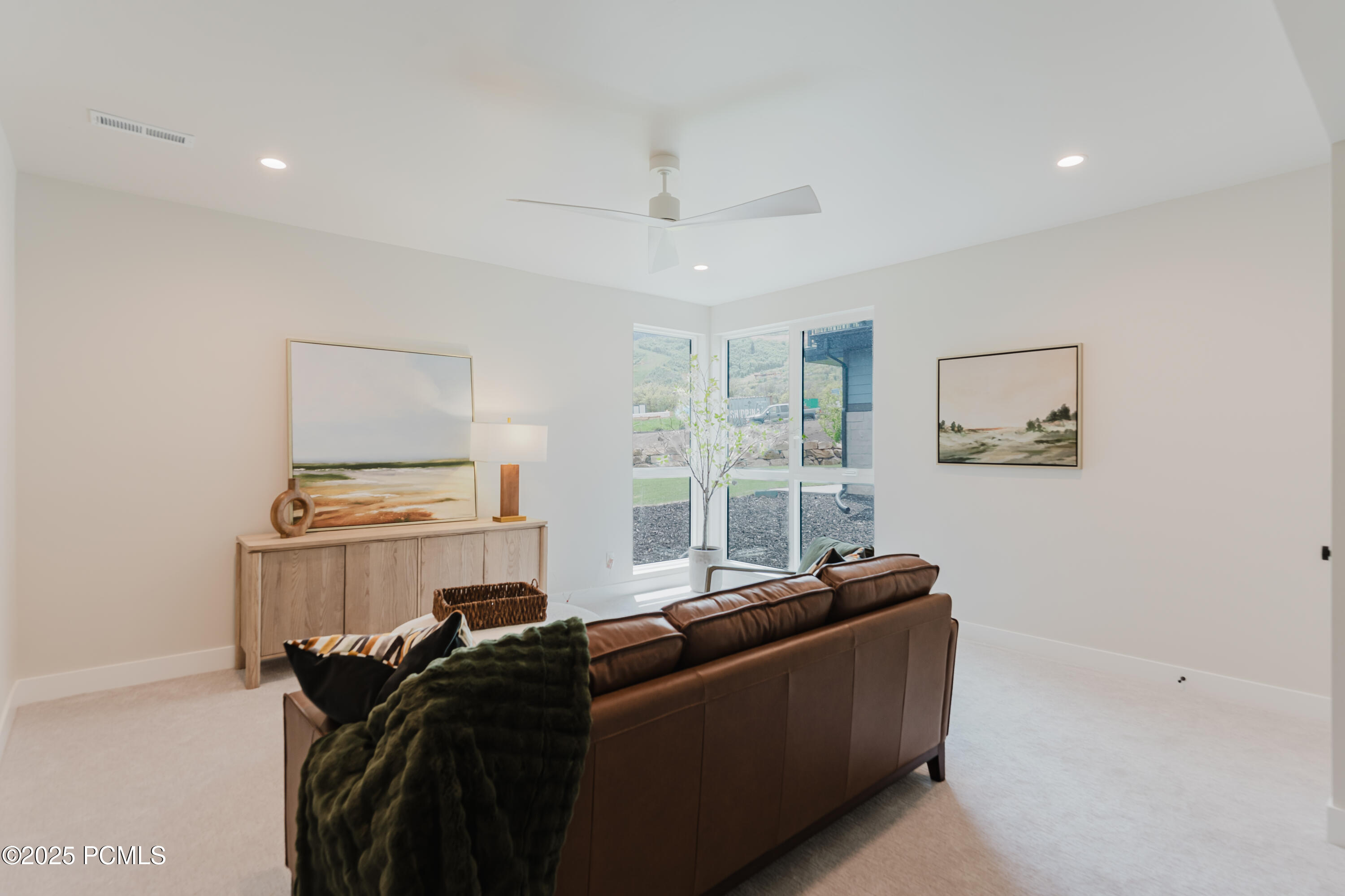 Mayflower Mountain, Utah 84032, United States, 5 Bedrooms Bedrooms, ,7 BathroomsBathrooms,Residential,Pending,58821