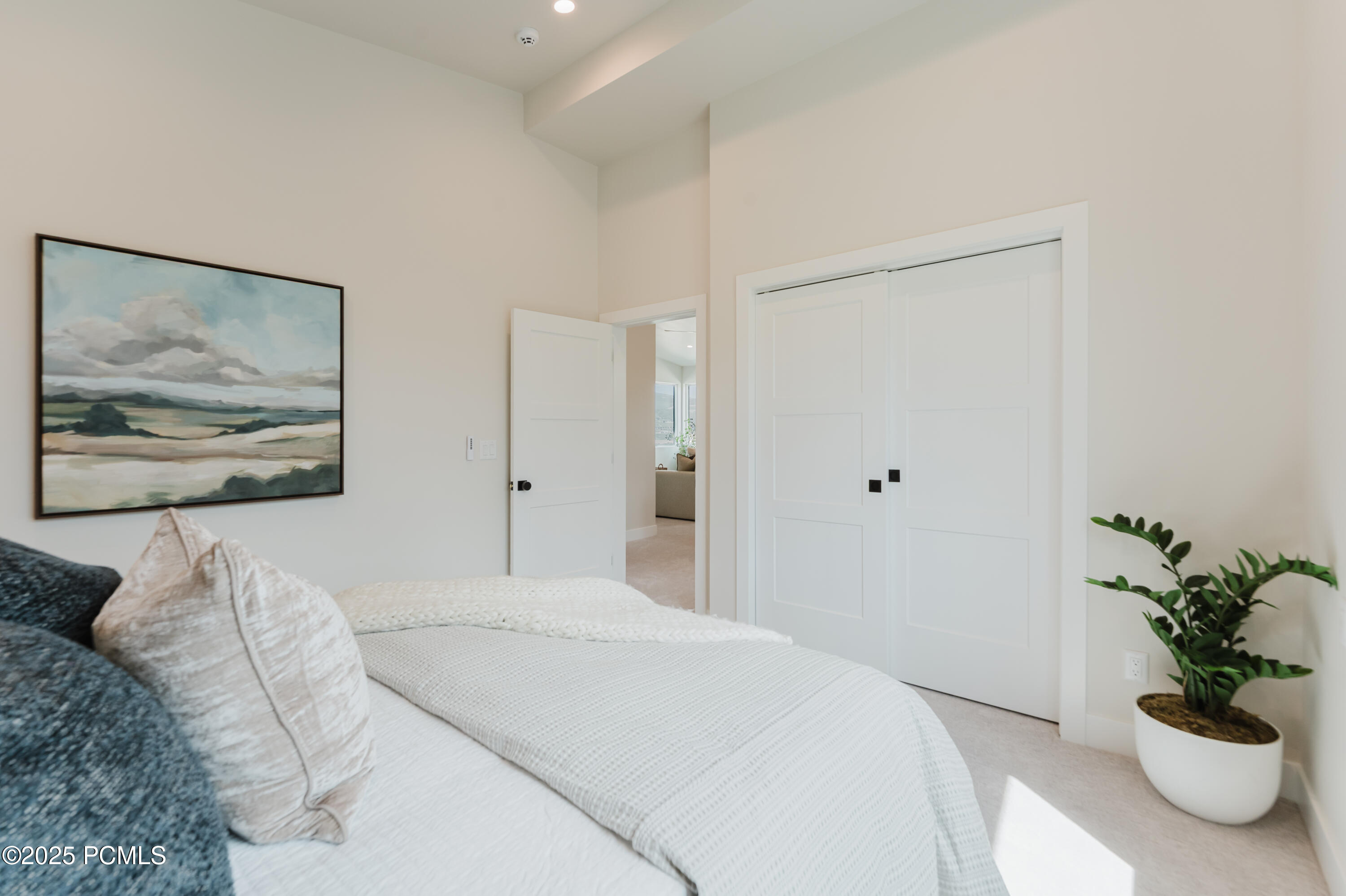 Mayflower Mountain, Utah 84032, United States, 5 Bedrooms Bedrooms, ,7 BathroomsBathrooms,Residential,Pending,58821