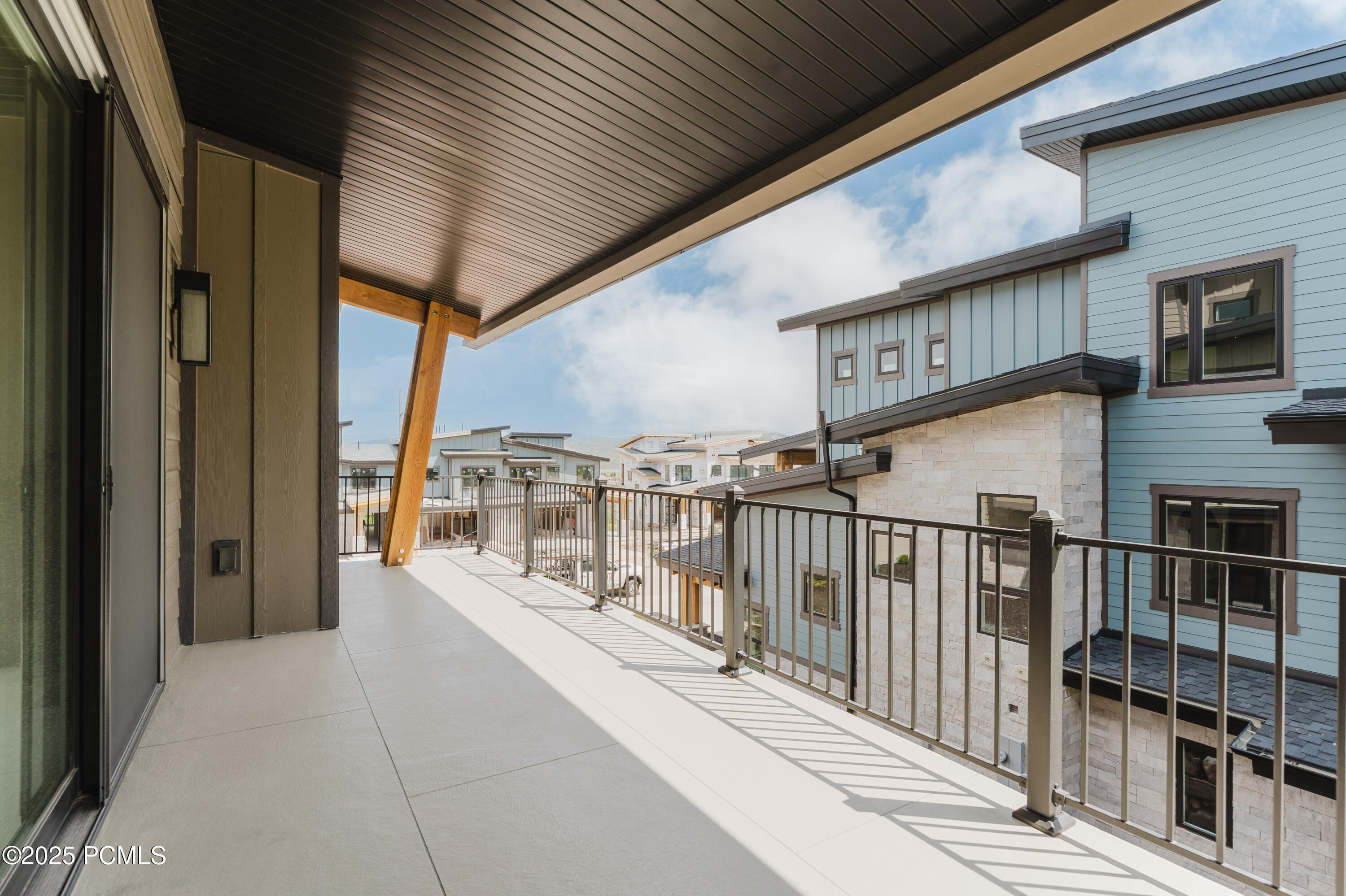 Mayflower Mountain, Utah 84032, United States, 5 Bedrooms Bedrooms, ,7 BathroomsBathrooms,Residential,Pending,58821