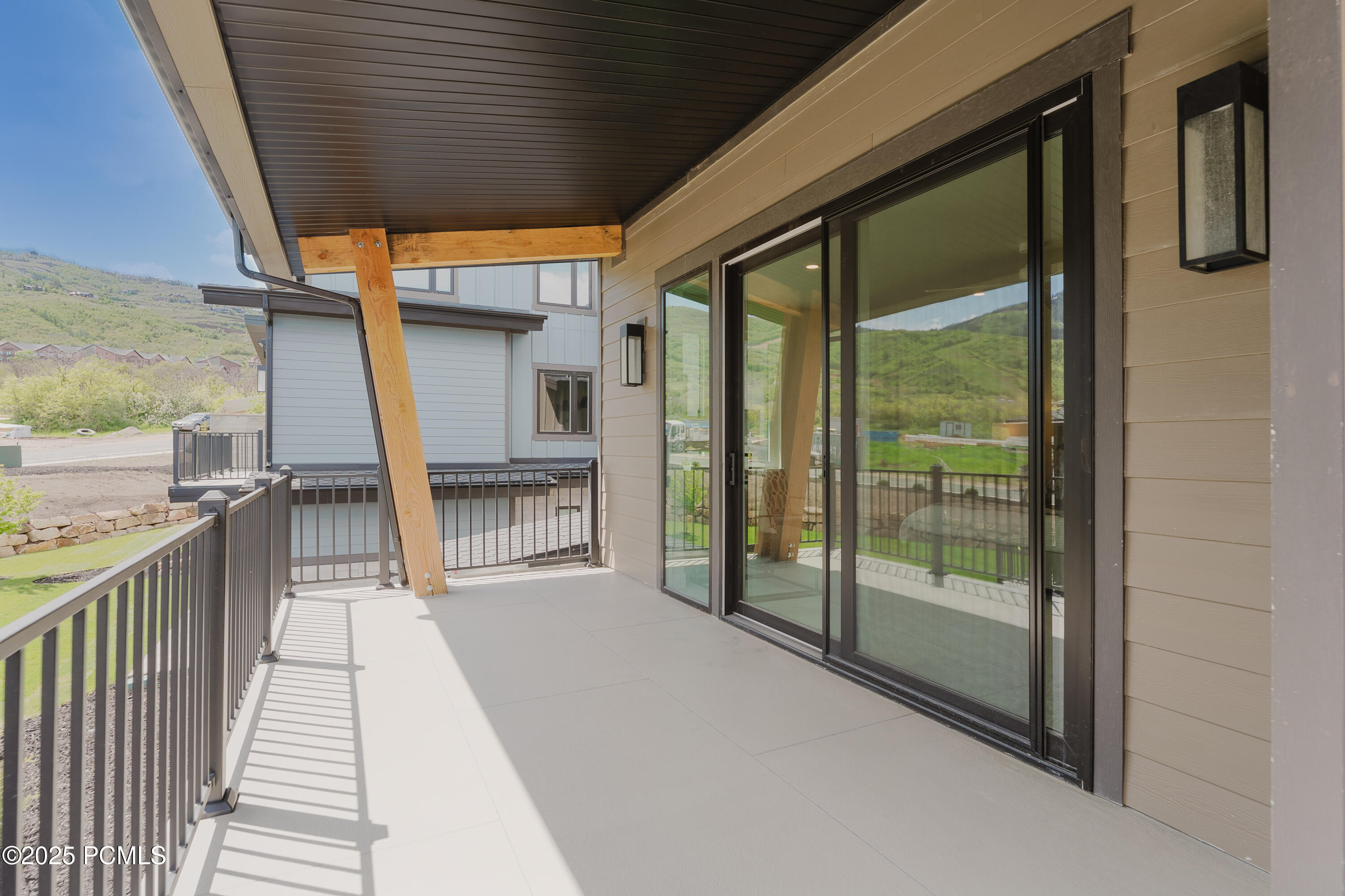 Mayflower Mountain, Utah 84032, United States, 5 Bedrooms Bedrooms, ,7 BathroomsBathrooms,Residential,Pending,58821